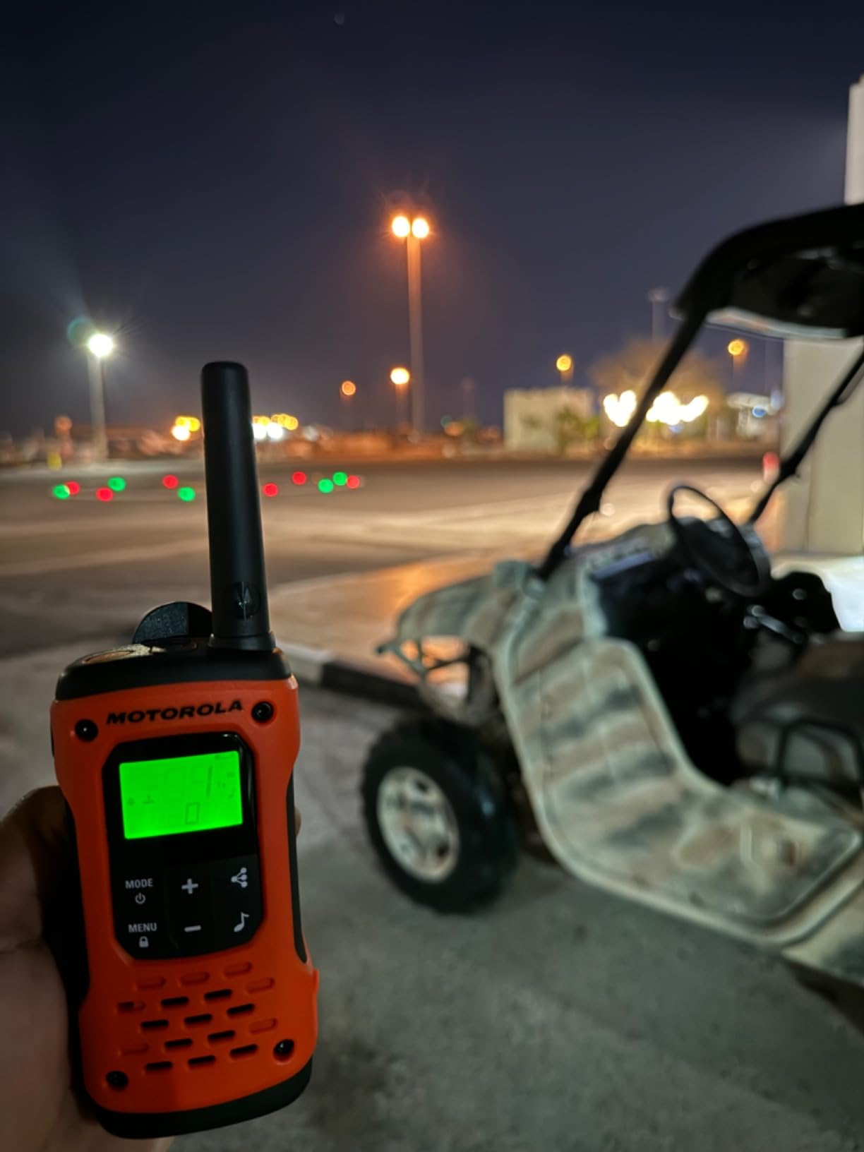 Motorola Solutions Talkabout T605 H2O Two Way Radios Waterproof Walkie Talkie, Rechargeable, 22 Channel, 35 Mile, 2 Pack customer photo 2