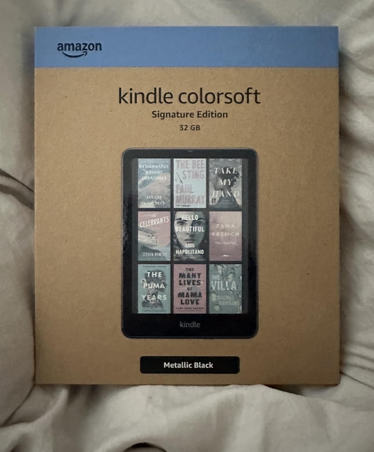 Kindle Colorsoft Signature Edition 32GB (newest model) - With color display, auto-adjusting front light, wireless charging, and long battery life - Metallic Black customer photo 2