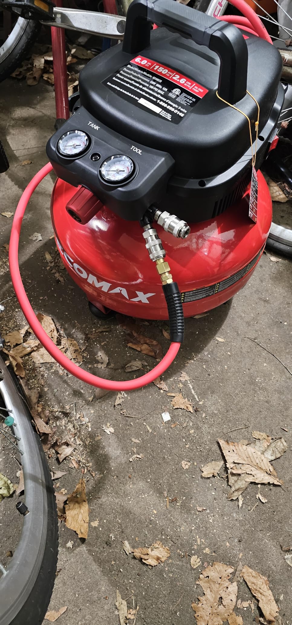 Air Compressor, 6 Gallon Pancake Air compressor, Max 150 PSI, 2.6 CFM @90 Psi, Oil Free Pancake Compressor for Home and Jobsite, Red Model: 0210673 customer photo 1