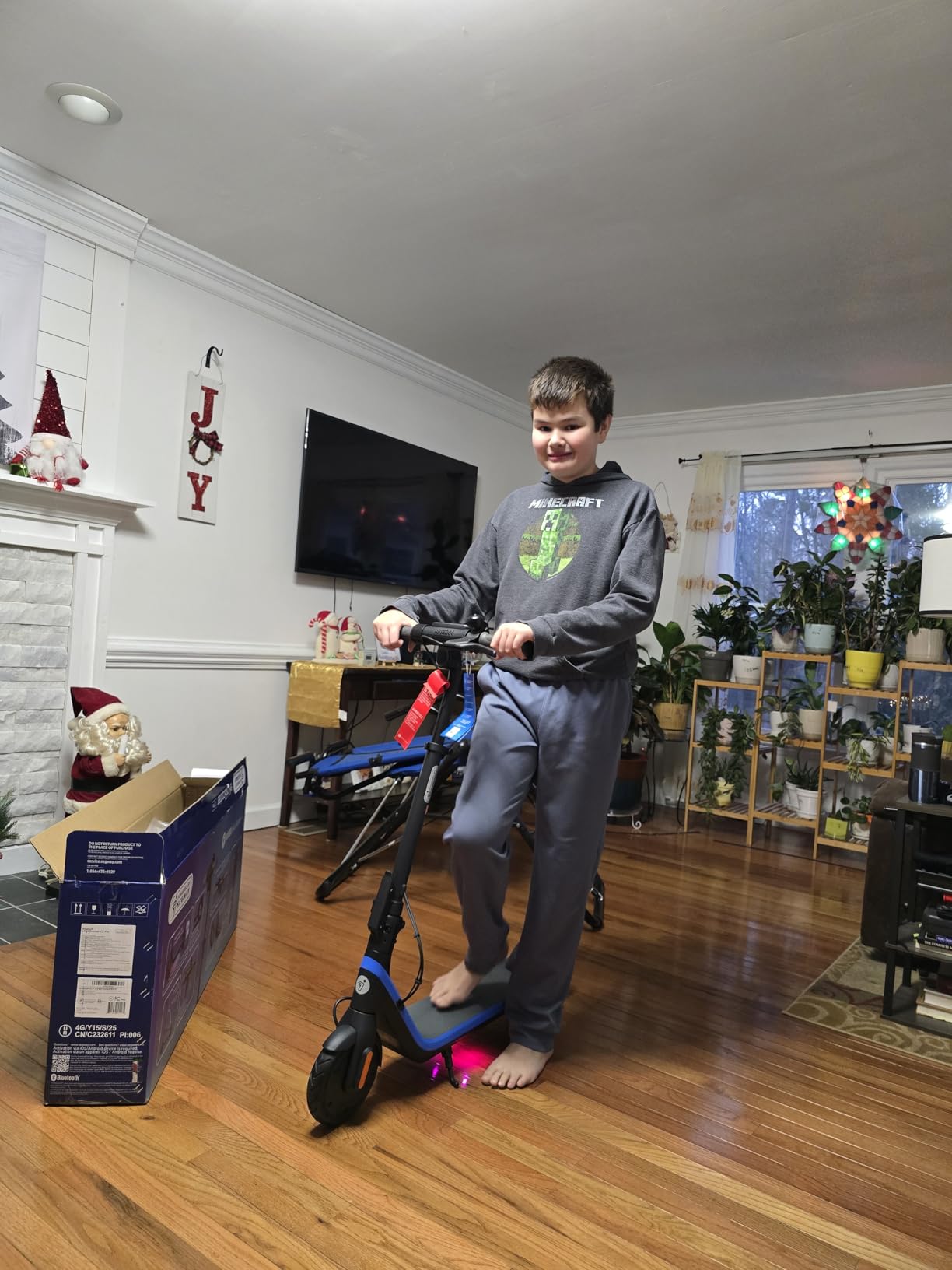 Segway Ninebot Kids eKickScooter C2 Pro, Kids Electric Scooter with Cruise Mode, Adjustable Handlebar, UL-2272 Certified customer photo 2