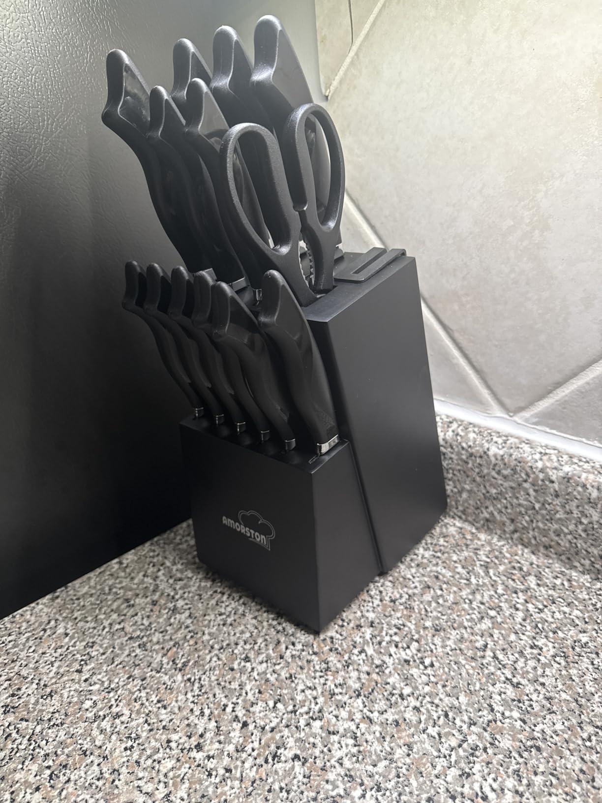 Knife Set, 15 Pieces Kitchen Knife Set with Built in Sharpener, High Carbon German Stainless Steel Knife Block Set, Dishwasher Safe, Fathers Day Gift for Men customer photo 1