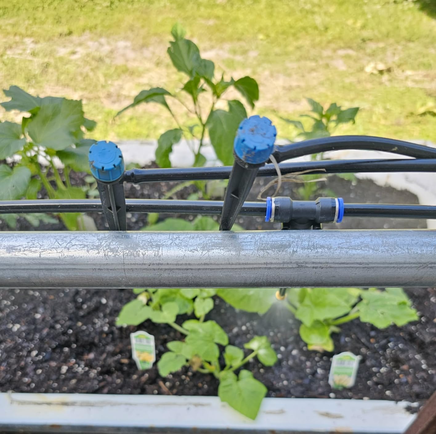 49.21Ft Drip Irrigation System, 360° Bendable Drip Irrigation Kit Automatic Irrigation System for Garden, Adjustable Garden Watering Misting System for Greenhouse, Yard, Lawn, Plant customer photo 1