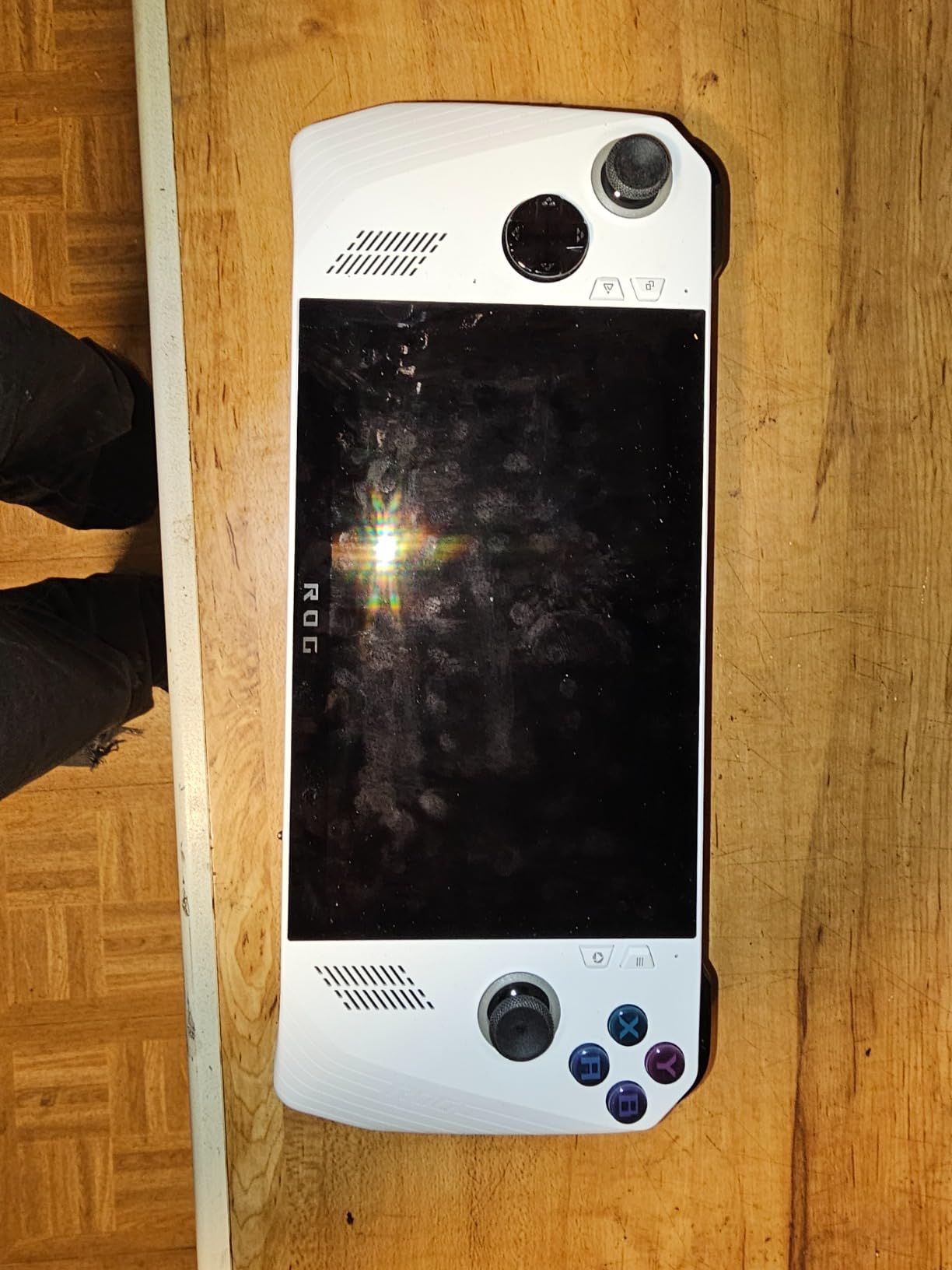 ASUS ROG Xbox Ally Gaming Handheld 7 inch 120Hz Touchscreen IPS Display (AMD Ryzen Z2 A, 16GB LPDDR5X, 1TB SSD, AMD RDNA 2 Graphics, Fingerprint, WiFi 6E, Bluetooth 5.4, Win 11 Home) with DKZ Hub customer photo 1