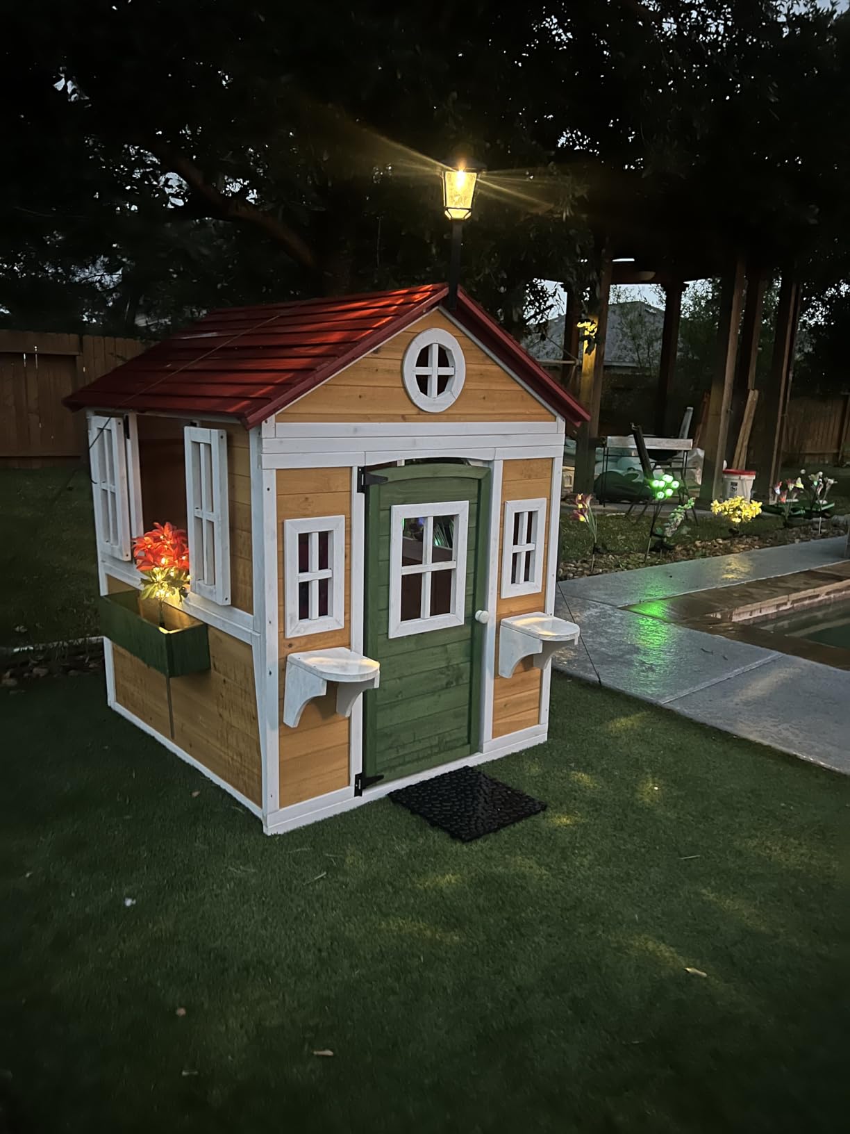 Outsunny Outdoor Kids Playhouse with Dutch Door for Toddlers 3-8, Beige customer photo 2