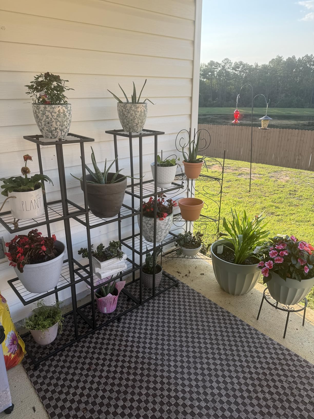 Twhep Metal Plant Stand, 5 Tiers Multifunctional Plant Stands for Indoor Plants, Decorative Black Steel Plant Shelf for Indoor Patio Garden Balcony and Yard (4 tiers 12 pots) customer photo 1