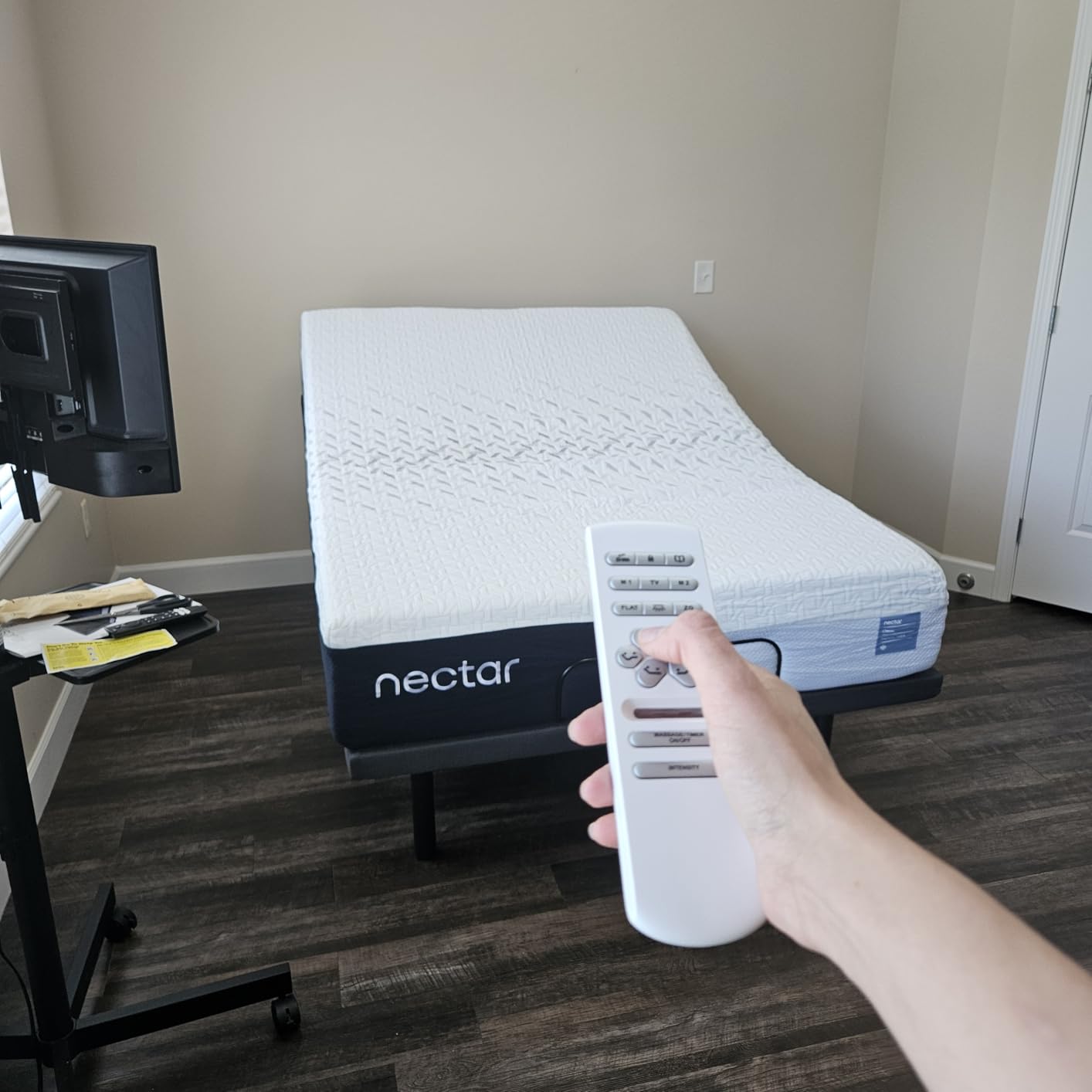 Nectar Premier Adjustable Base - Queen - Head & Foot Incline - Wireless Remote with Memory- 3 Massage Settings - 4 USB Ports - Anti-Snore & Zero Gravity customer photo 1