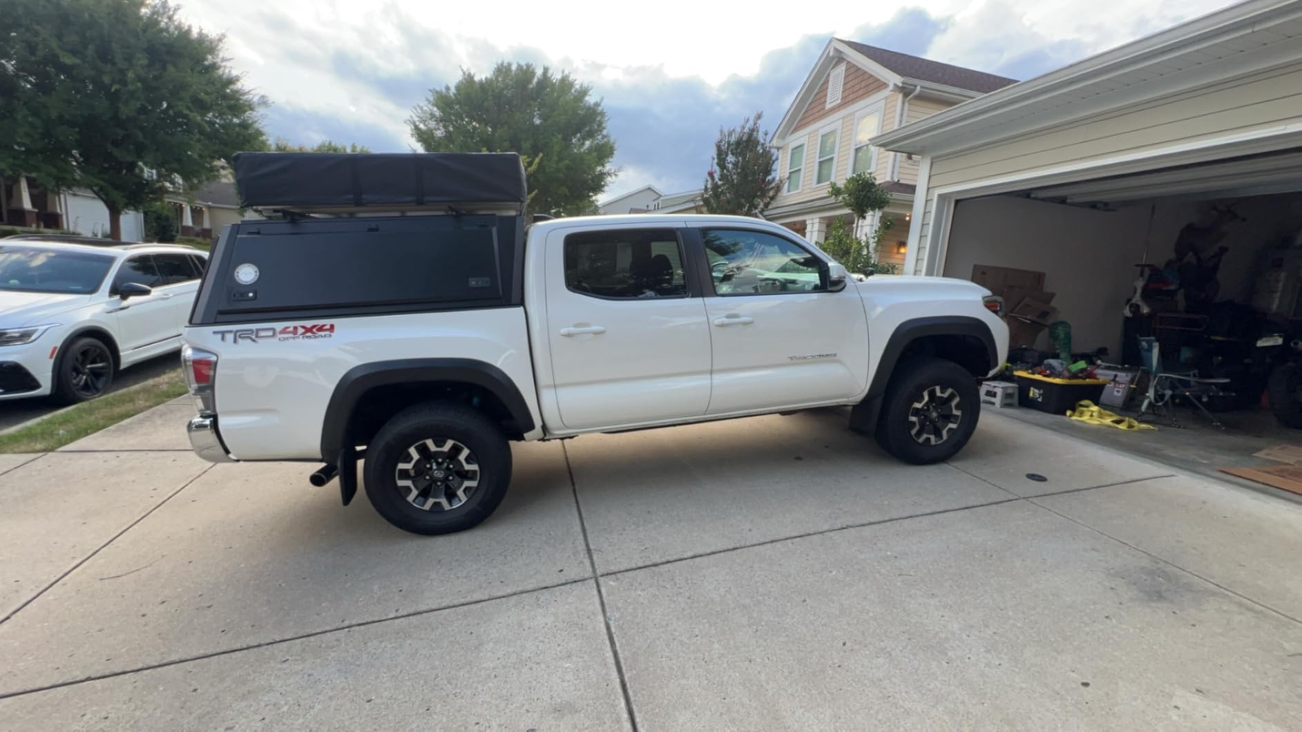 Overland Vehicle Systems Expedition - Truck Cap W/Full Wing Doors, Front and Rear Windows & 3rd Brake Light Full Bolt On (Compatible with Toyota Tundra - 5.5 ft. Bed 2022-2024) customer photo 1