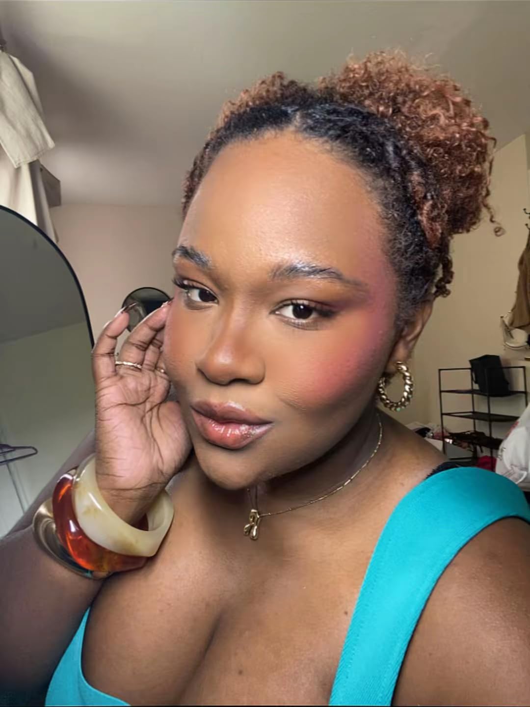 NYX PROFESSIONAL MAKEUP Buttermelt Powder Blush, Fade and Transfer-Resistant Blush, Up to 12HR Make Up Wear, Vegan Formula - Back And Butta customer photo 2