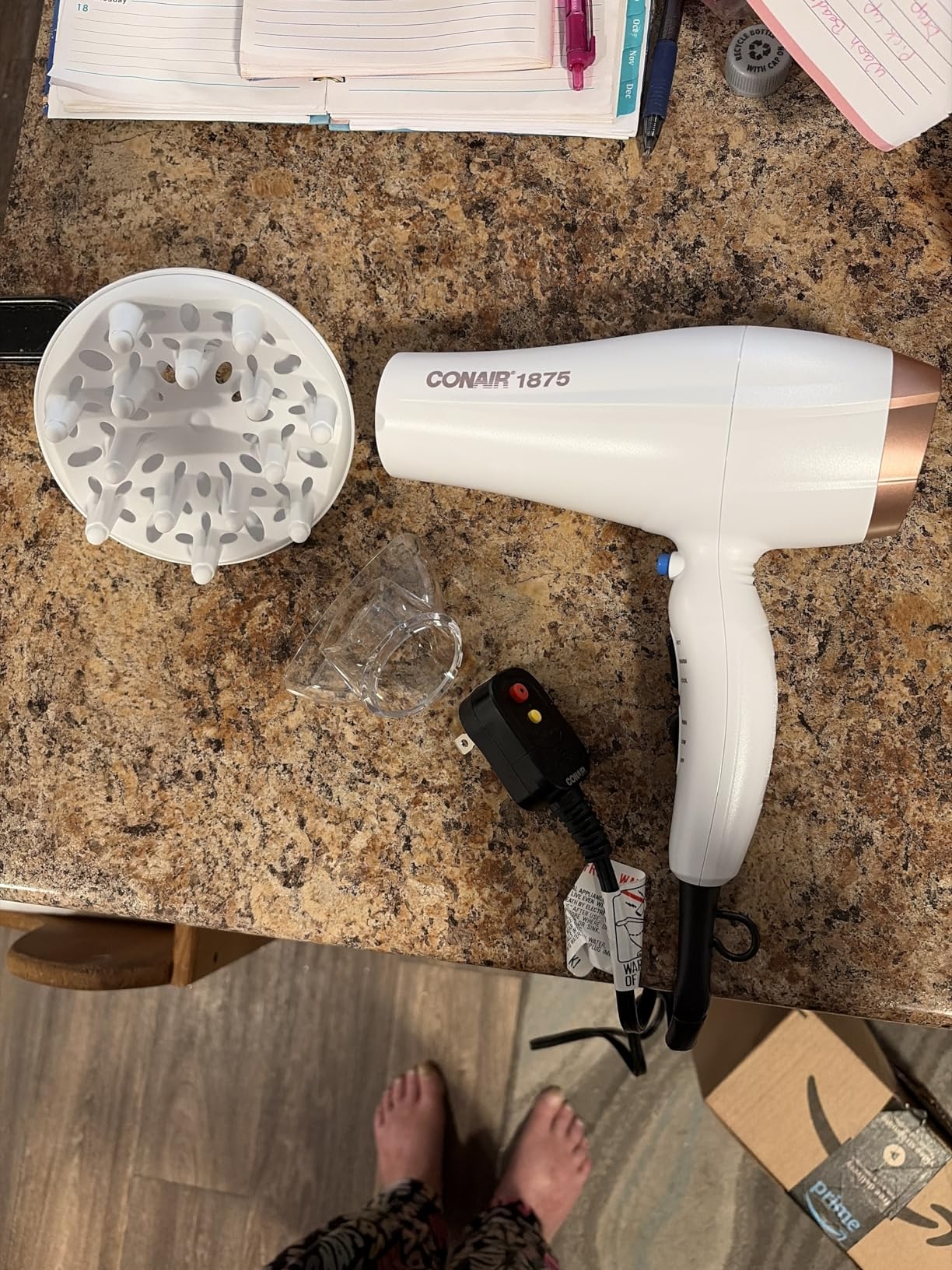 Conair Double Ceramic Ionic Hair Dryer | Double Ceramic ionic tech reduces frizz for fine, thick, and curly hair types, White, Model 566DCN4 customer photo 1