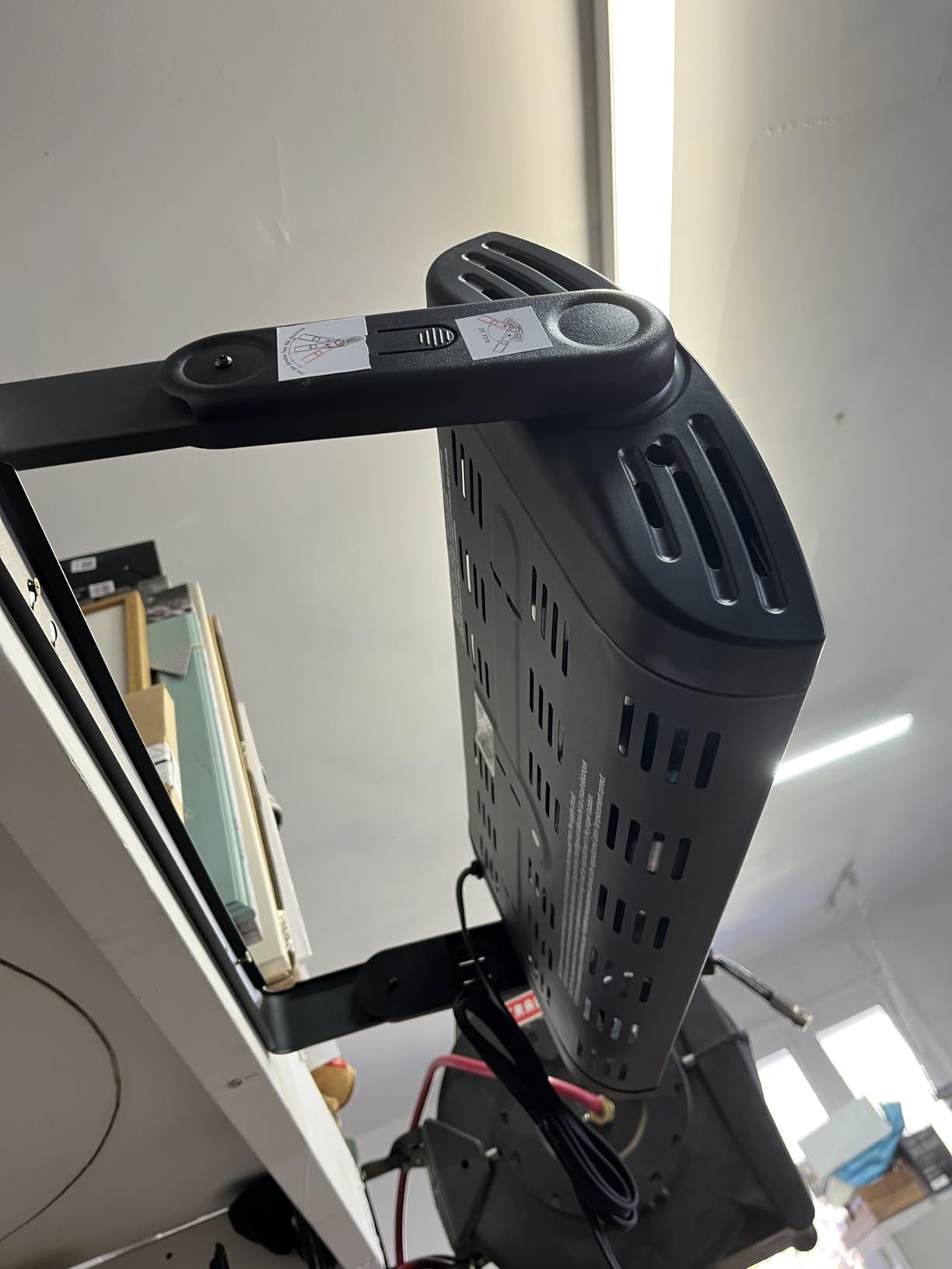 Shinic Electric Garage Heaters with Remote Control, 1500W/750W Ceiling Mounted Radiant Quartz Heater with Work Light, 90° Rotation, 5 Mode Settings, Electric Heater for Garage, Shop, Patio Large Room customer photo 1