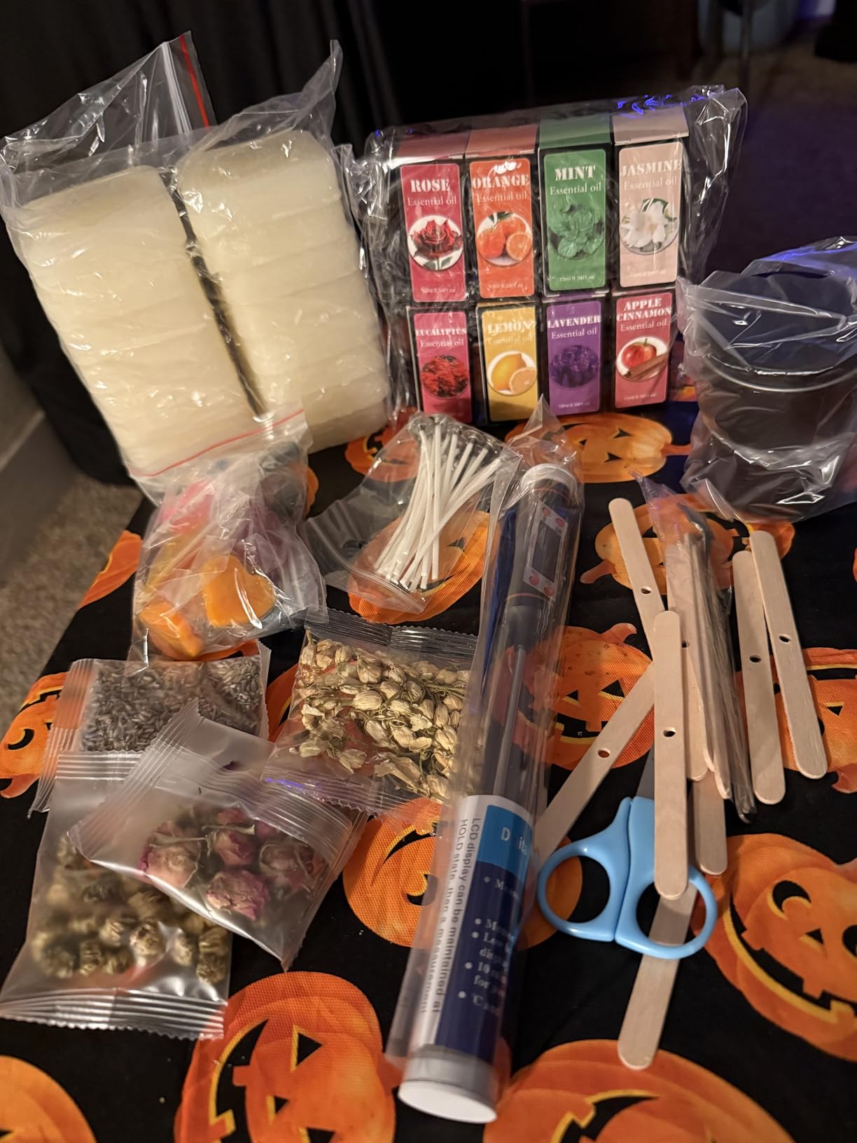 Complete Candle Making Kit With Wax Melter, Candle Making Supplies, DIY Arts & Crafts Kits Gift For Adults,Beginners,Including Bees Wax,500w Electric Stove,Wicks,Rich Scents,Wick Clips,Pouring Pot customer photo 2