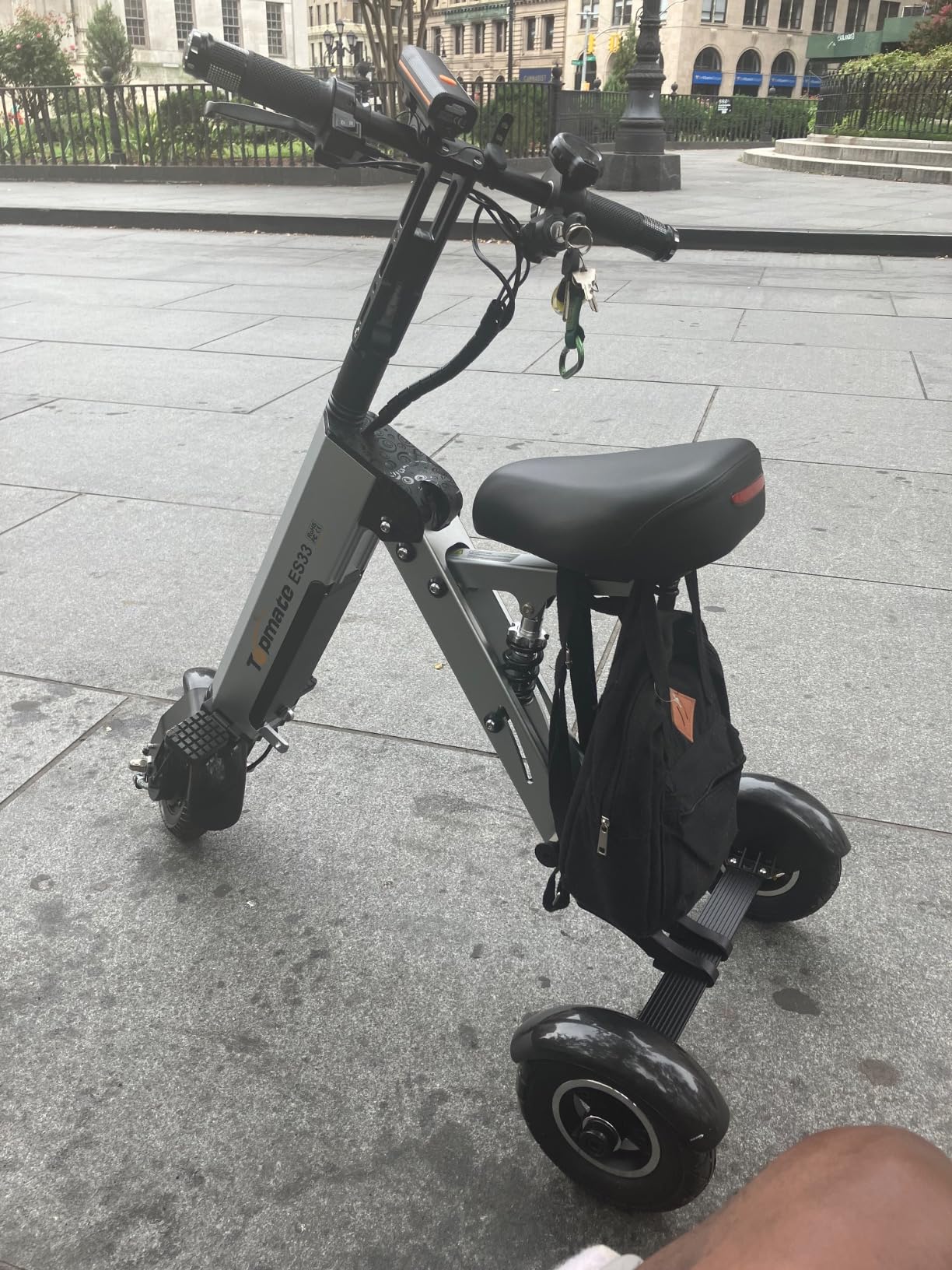 TopMate ES33 Powered Mobility Scooter 3 Wheels Foldable with Seat for Adults, Lightweight Electric Scooter with Removable 36V 7.8AH Battery, Reverse Function & Key Switch for Commute and Travel customer photo 1