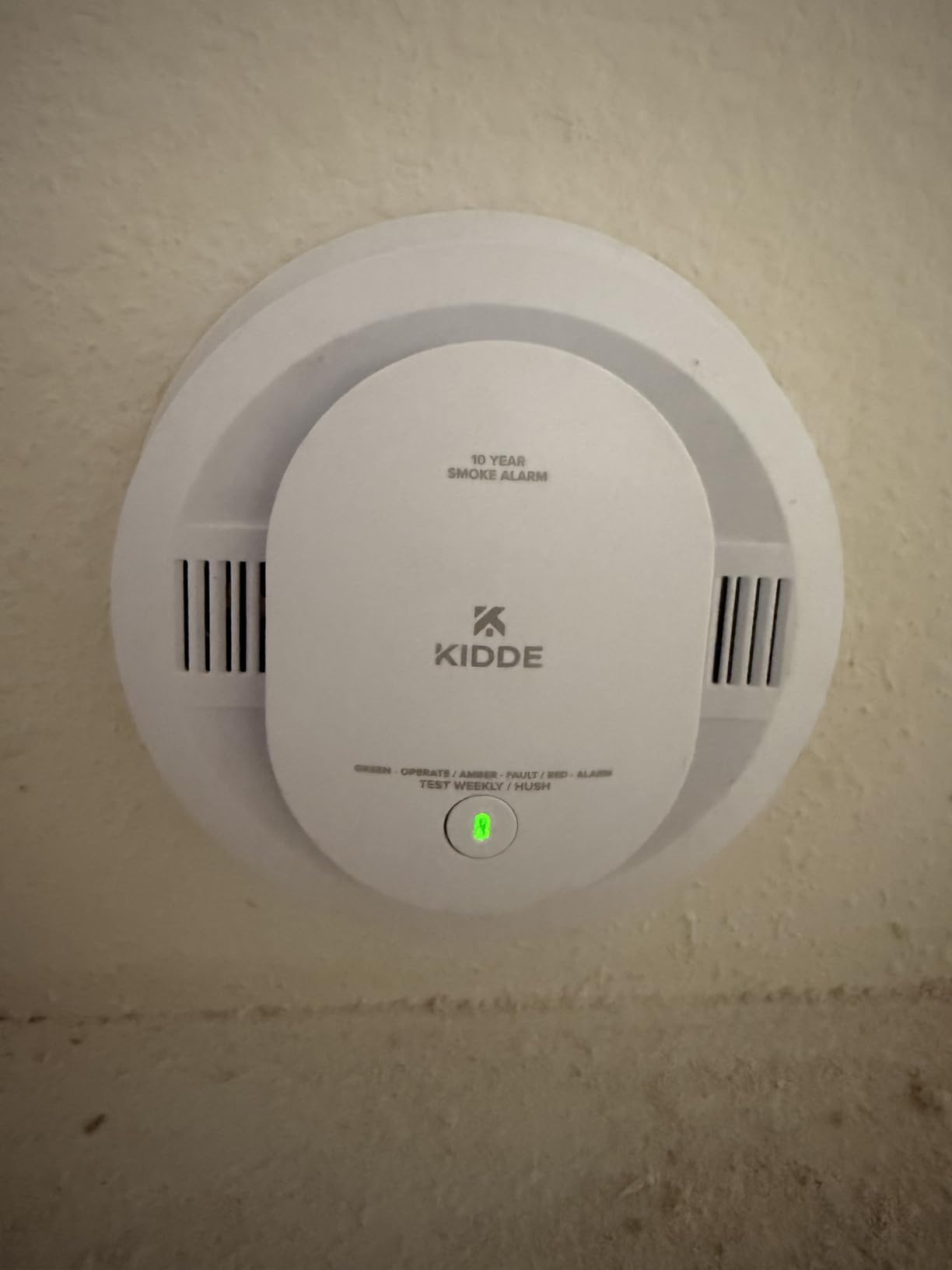 Kidde Smoke Detector, Hardwired with 10-Year Battery Backup, Voice Alerts, Interconnectable, LED Status Lights, 85 dB Alarm, 5-inches, 20SA10-V, 1 Pack customer photo 1