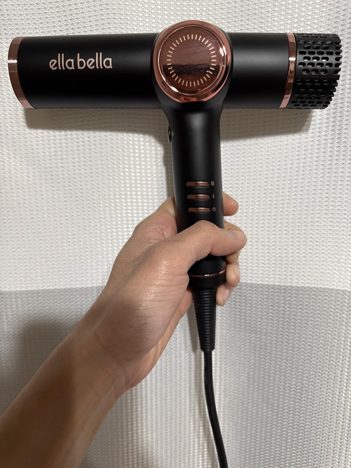 ELLA BELLA Professional Ionic Hair Dryer with Diffuser, Negative Ion Blow Dryer, Suitable All Hair Types, Intelligent Heat Control & Rapid Drying Speeds, Lightweight Design, Low Noise Technology customer photo 2