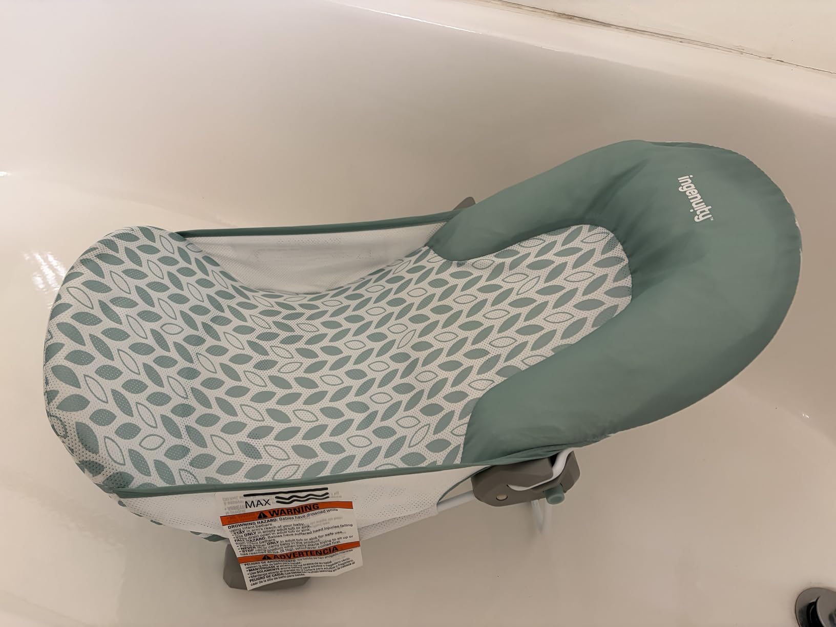 Ingenuity Foldaway 2-Position Bather, 2-Position Adjustable Support Baby Bath seat for Sink or Bathtub, Ages 0-6 Months, up to 20 pounds, Pink customer photo 1