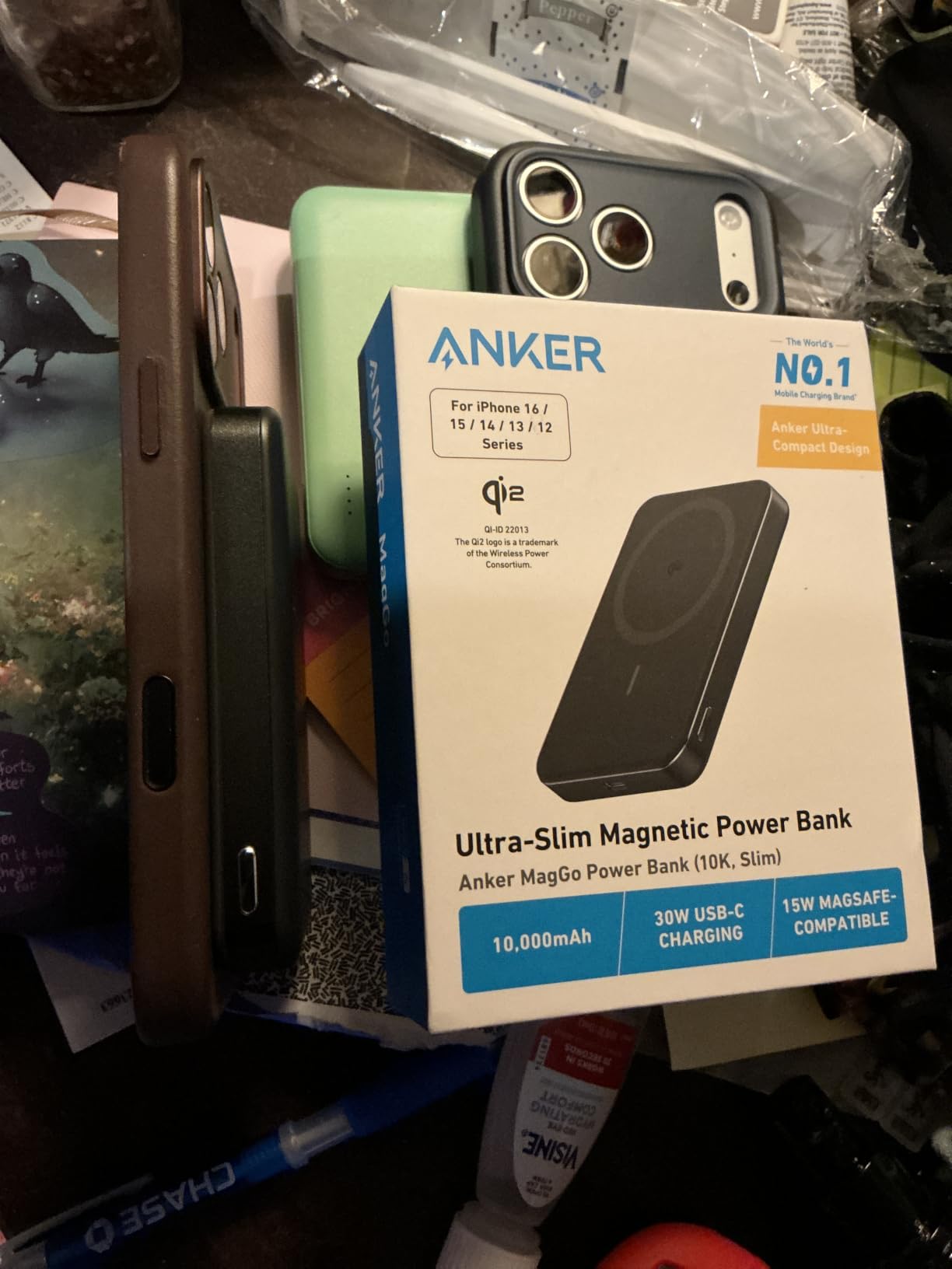 Anker MagGo Power Bank, Slim 10,000mAh Magnetic Battery Pack, Qi2 Certified 15W Ultra-Fast MagSafe Compatible Portable Charger, Ergonomic Design, for iPhone 17/16/15/14 Series, and More customer photo 1