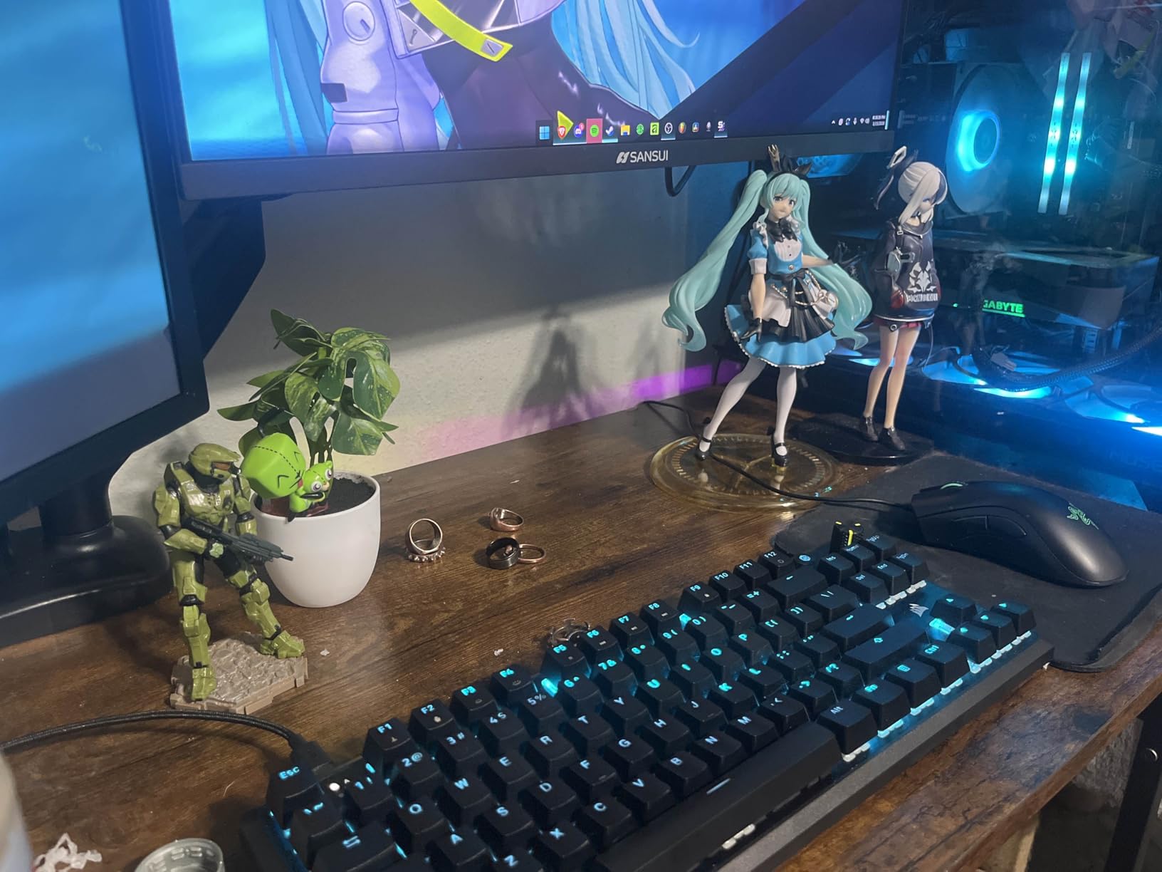 K70 CORE TKL RGB Tenkeyless Mechanical Wired Gaming Keyboard – Pre-Lubed MLX Red v2 Linear Switches, SOCD, ABS Double-Shot Keycaps, Sound Dampening, 1000Hz Polling, QWERTY NA – Black customer photo 2