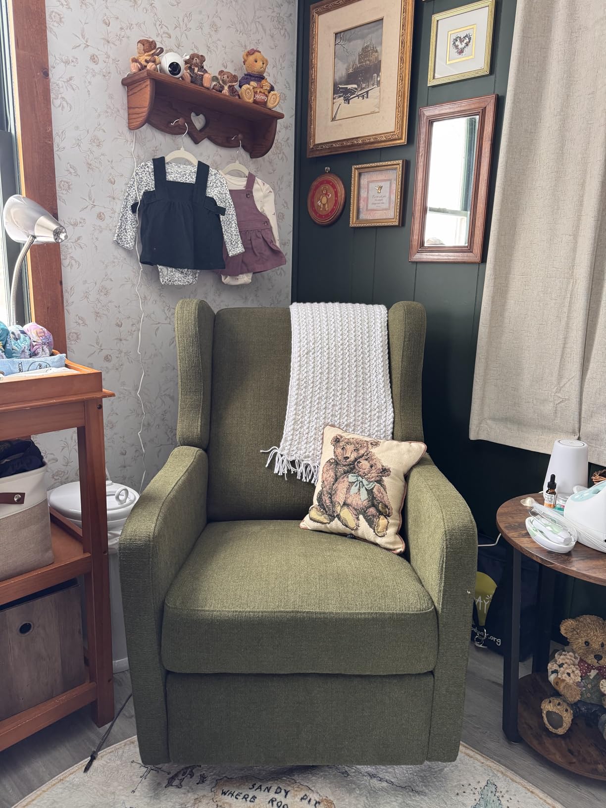 DaVinci Carter's Arlo Recliner and Swivel Glider, Water Repellent & Stain Resistant, Greenguard Gold & CertiPUR-US Certified, Performance Forest Green Linen customer photo 2
