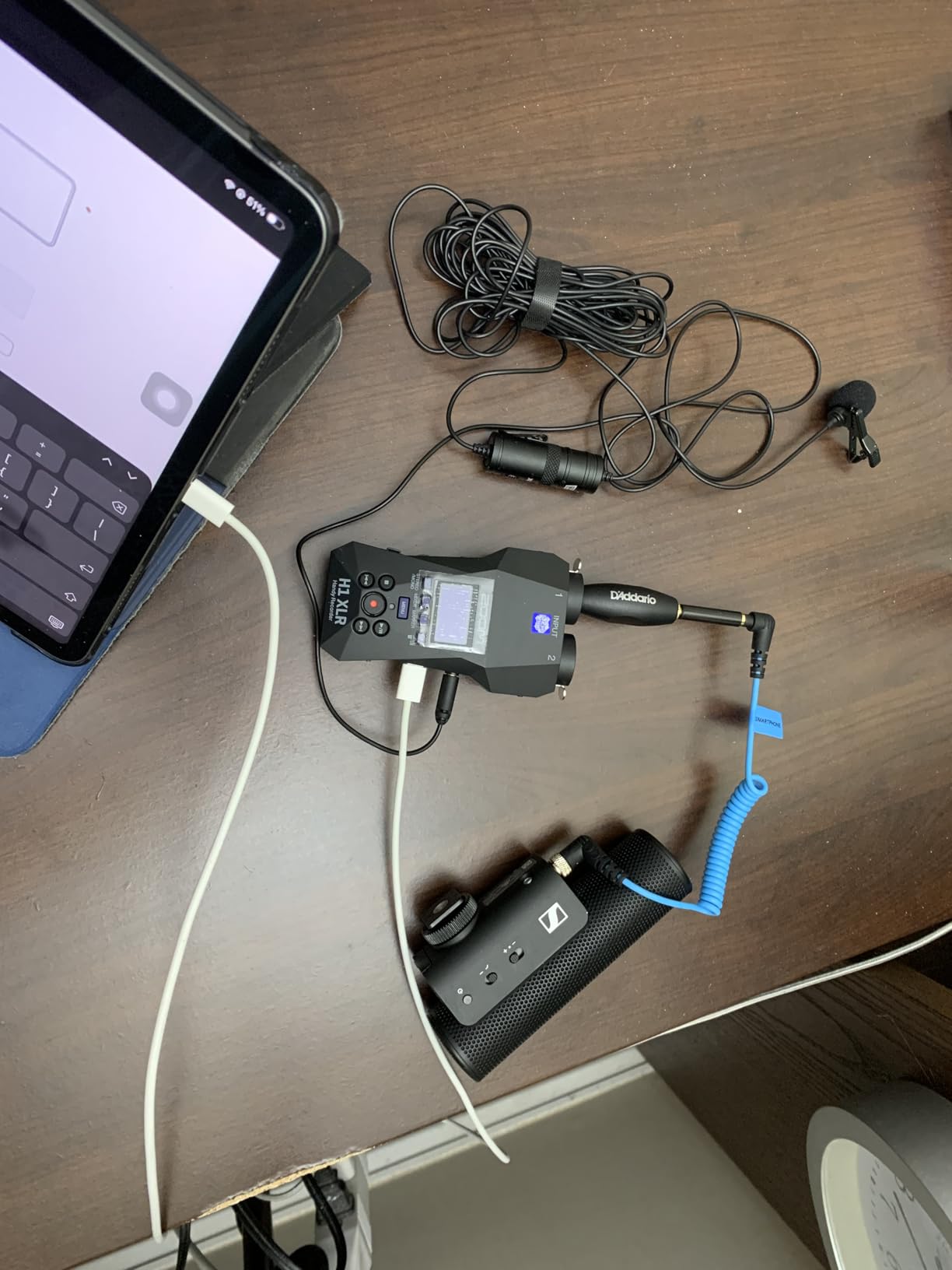 Zoom H1 XLR 2-Channel Recorder for Musicians, Filmmakers & Podcasters with 2 XLR/TRS Locking Inputs, 3.5mm Stereo Mic/Line in, and 32-Bit Float | 32-Bit Float Recording, 2 Locking Xlr and Trs Inputs with Plus 48V Phantom, 3.5mm Mic and Line in, USB-C Audio Interface customer photo 1
