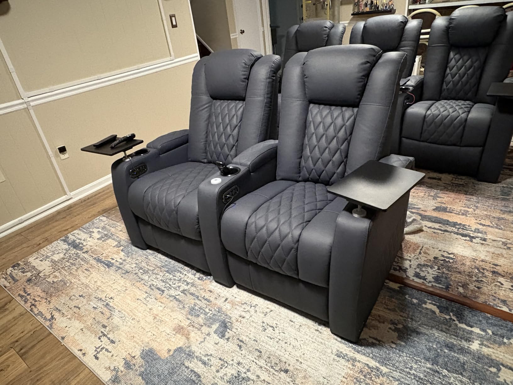 comfiroom Top Grain Leather Home Theater Seating Seats, Classic Series Dual Power Movie Gaming Sofa Movie Theater Chairs Recliner Sofa with Type-C USB Charger Cup Holders (Black, Row of 2) customer photo 2