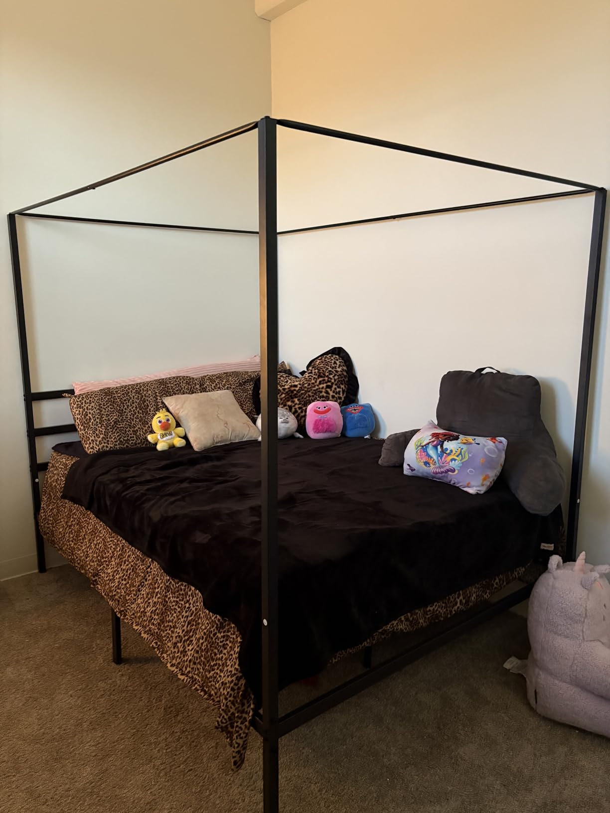 SUPER DEAL Metal Canopy Bed Frame Queen Size, Built-in Headboard Four Poster 14 Inch Platform Mattress Foundation Sturdy Slatted Structure No Box Spring Needed Easy Assembly, Black customer photo 1