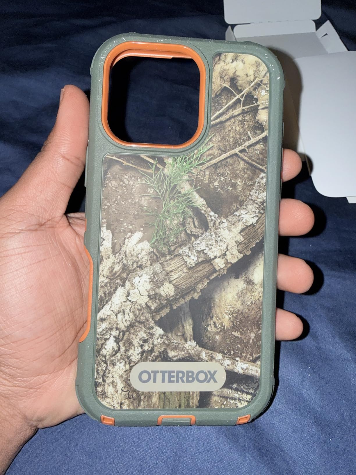OtterBox iPhone 16 Defender Series Case - Black - Tough, Rugged & Durable iPhone Case, Snaps on MagSafe, Multi-Layer, Impact Absorbing customer photo 1