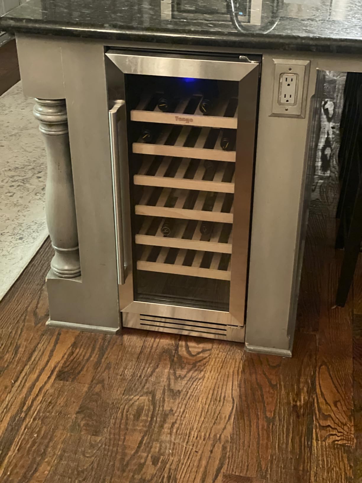 Yeego Wine Fridge Cooler - 15 Inch Wine Fridge Hold 33 Bottles, 40-65°F Wine Refrigerator Glass Door, Built in, Freestanding Under Counter Fridge customer photo 1