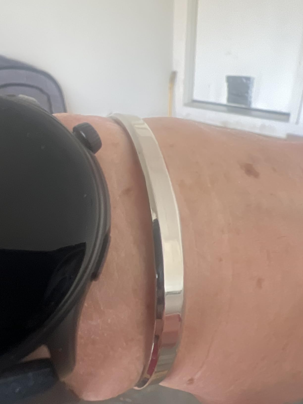 Forge & Foundry Ravick Men's Handcrafted Minimalist Titanium Cuff Bracelet customer photo 1
