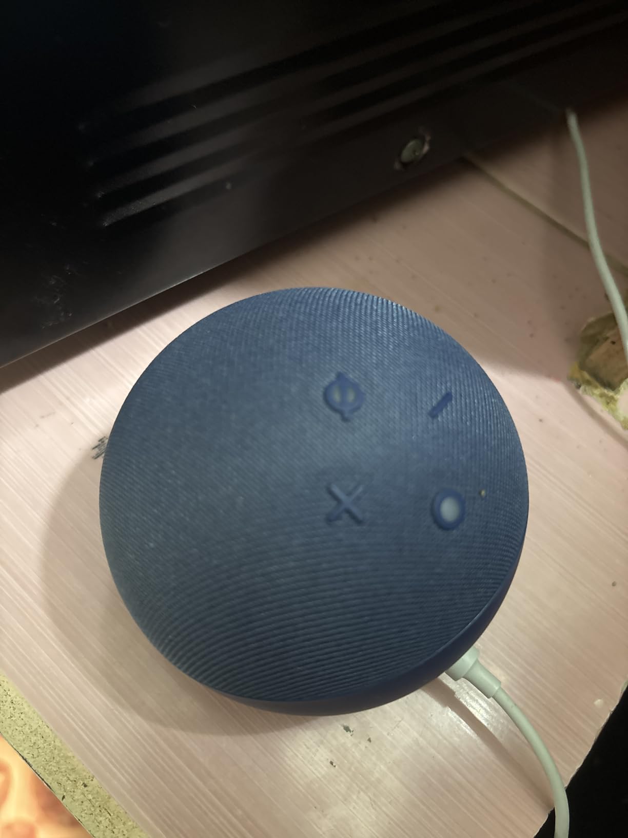 Echo Dot (5th Gen) with Amazon Basics Smart Color Bulb Bundle customer photo 1