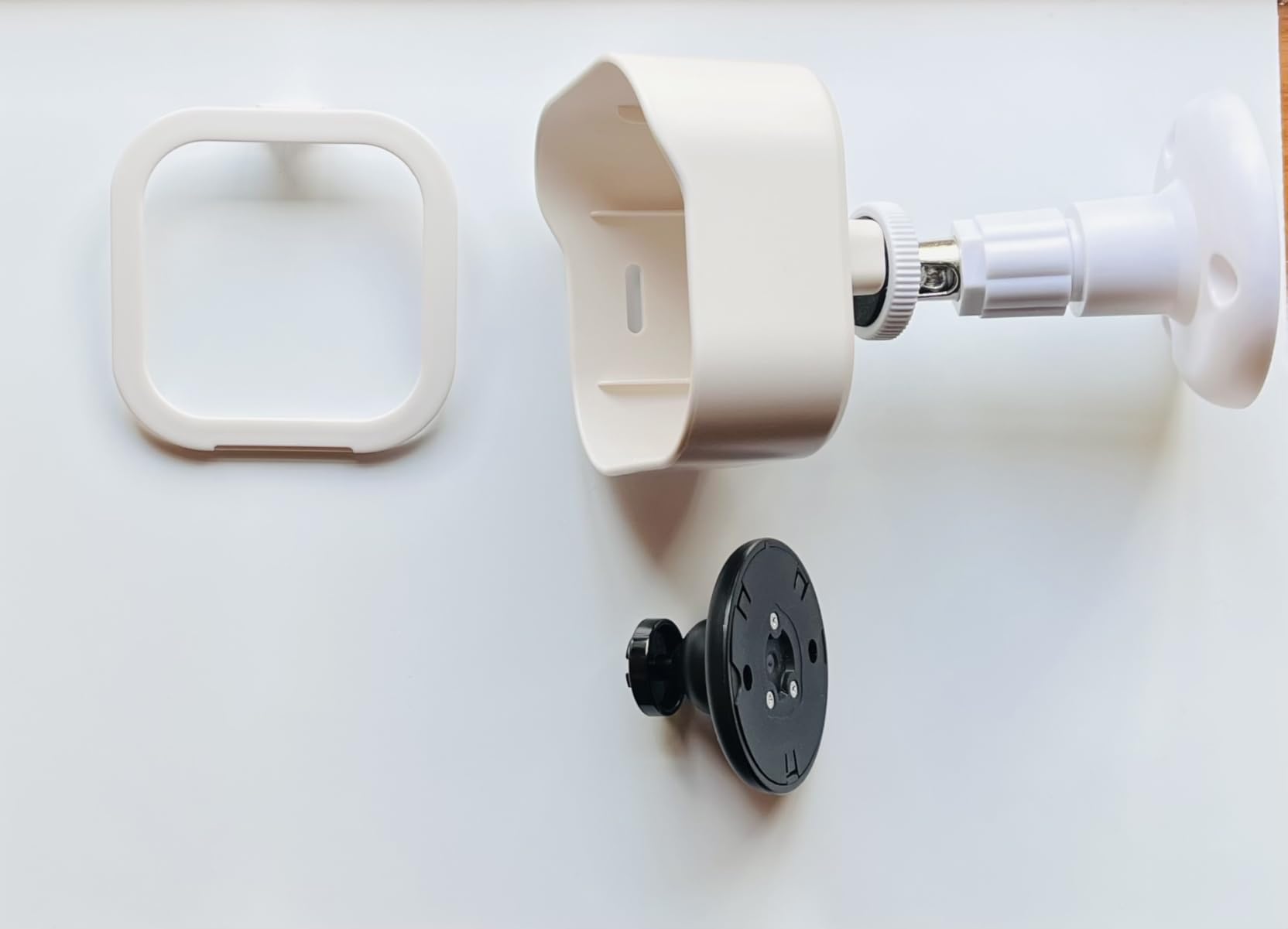 Blink Outdoor 4 - Wireless Smart Security Camera, 2-Year Battery, 1080p, 5-Camera System customer photo 1