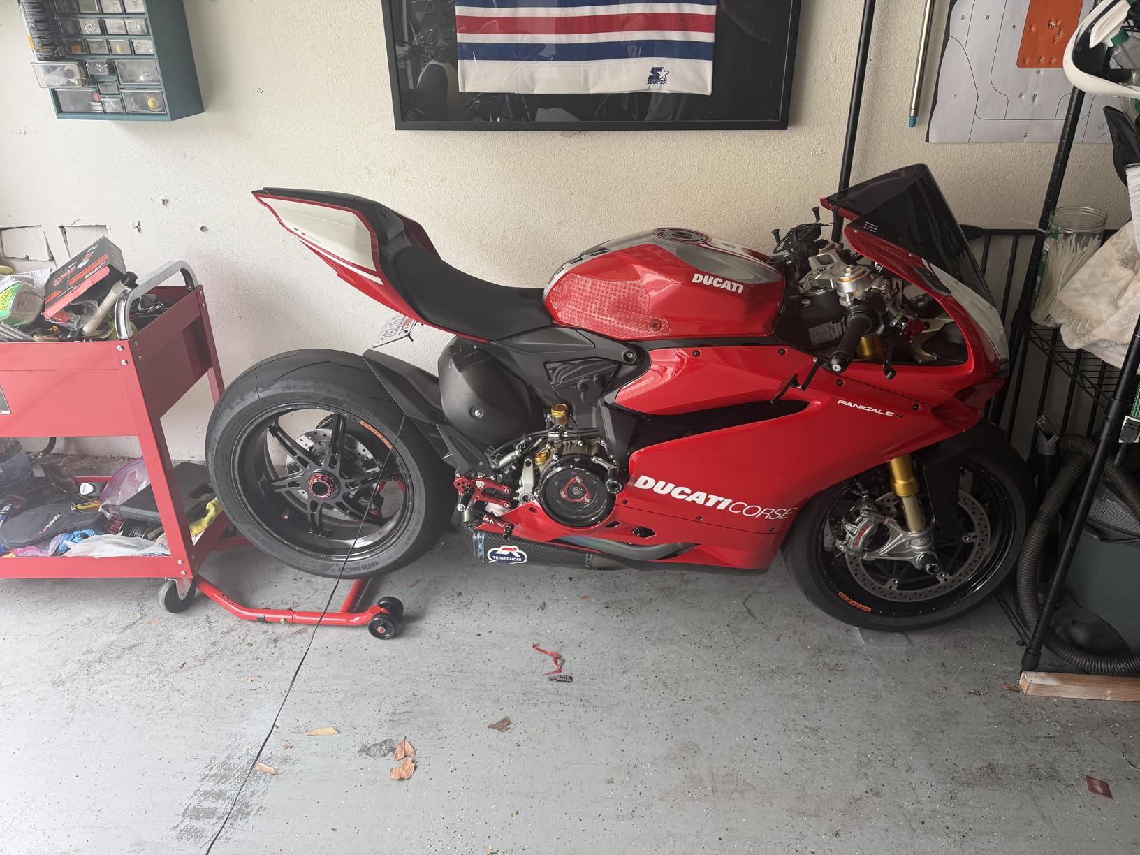 Motorcycle Rear service Stands single-sided Swing Arm For Ducati 1098/1198/1199/1299/-s/V4 1200R/1200/S Diavel/Xdiavel Super Sport 939, Red Color customer photo 1
