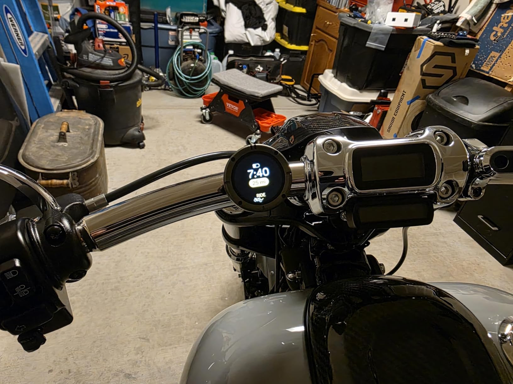 Beeline Moto II - Next Gen Motorcycle GPS Tracker | Compact Design, Waterproof Build, Simple Display & 14-Hour Battery | Glove Friendly Motorcycle Sat Nav Perfect for Adventure & Daily Commutes (Metal) customer photo 2