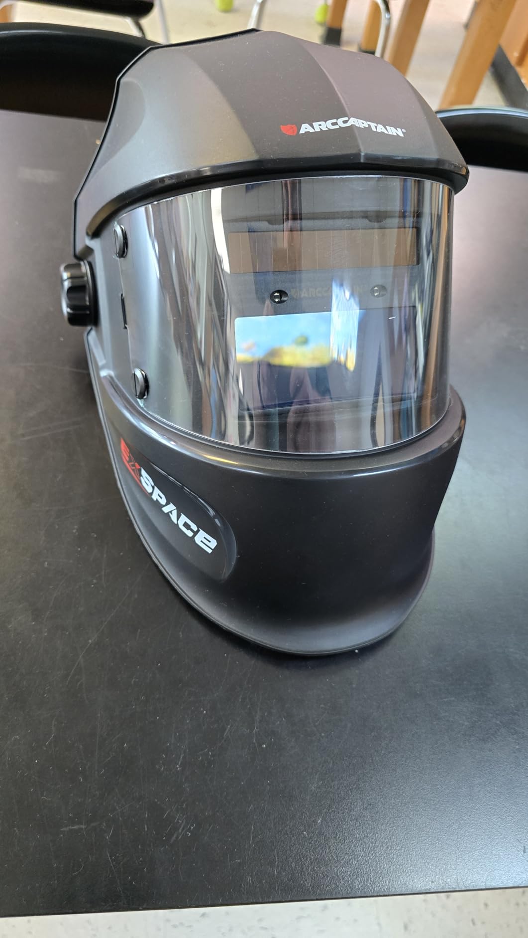 ARCCAPTAIN True Color Auto Darkening Welding Helmet with Upgraded Arc Sensor, 1/1/1/1 Top Optical Clarity Solar Power Welding Hood, 1/25000s Response Time, 4/9-13 for TIG MIG ARC Welding Mask customer photo 2
