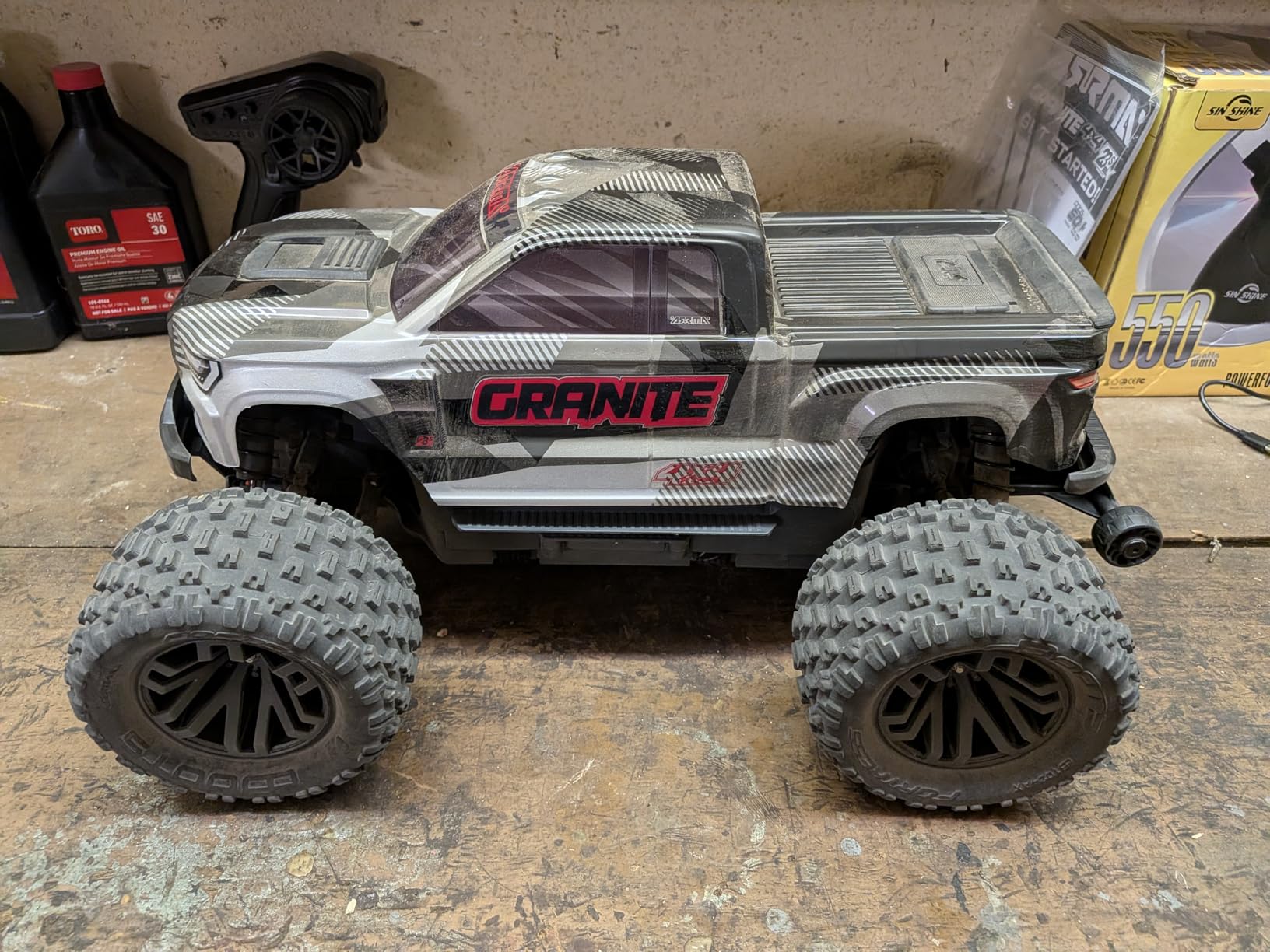 ARRMA RC Truck 1/10 Granite 4X4 223S BLX BRUSHLESS Monster Truck RTR with DSC, Blue customer photo 1
