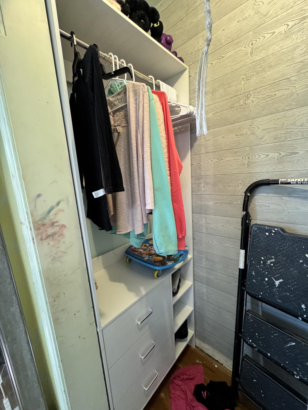 Aheaplus 2.5FT Closet System with 3 Drawers, 29.5'' Closet Organizer, Wood Closet Organizer System, Walk-in Closet or Small Closets Wardrobe, Clothes Rack with Hanging Rods, White customer photo 2