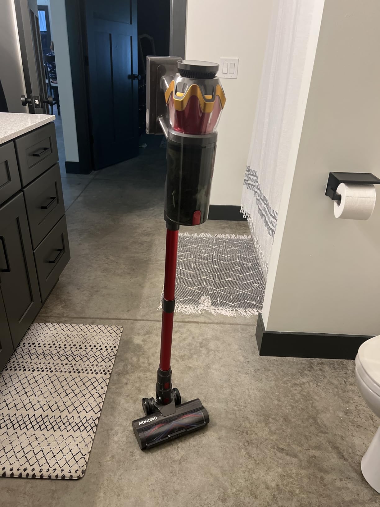 Cordless Vacuum Cleaner, 650W/55KPa 70Mins Vacuum Cleaners for Home, Self-Standing Stick Vacuum with Anti-Tangle Brush & OLED Touch Screen, Vacuum Cleaner for Hardwood Floors, Carpet, Pet Hair, Car (Red) customer photo 1