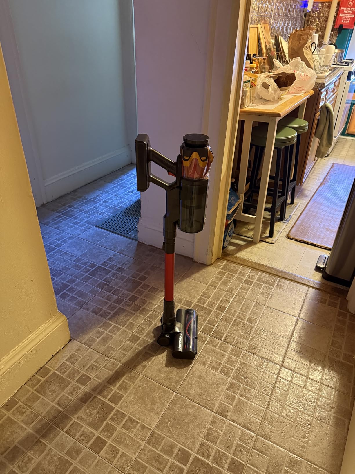 Cordless Vacuum Cleaner, 650W/55KPa 70Mins Vacuum Cleaners for Home, Self-Standing Stick Vacuum with Anti-Tangle Brush & OLED Touch Screen, Vacuum Cleaner for Hardwood Floors, Carpet, Pet Hair, Car (Red) customer photo 2