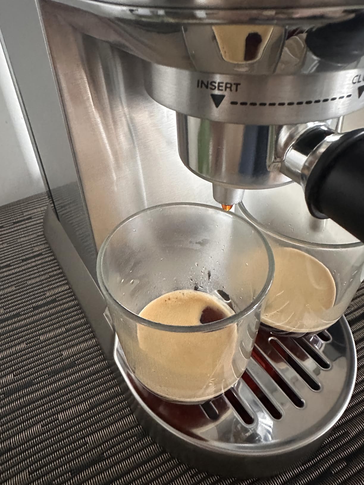 De'Longhi Dedica Duo Compact Espresso Machine - Cold Brew Coffee Maker with Milk Frother Wand customer photo 1