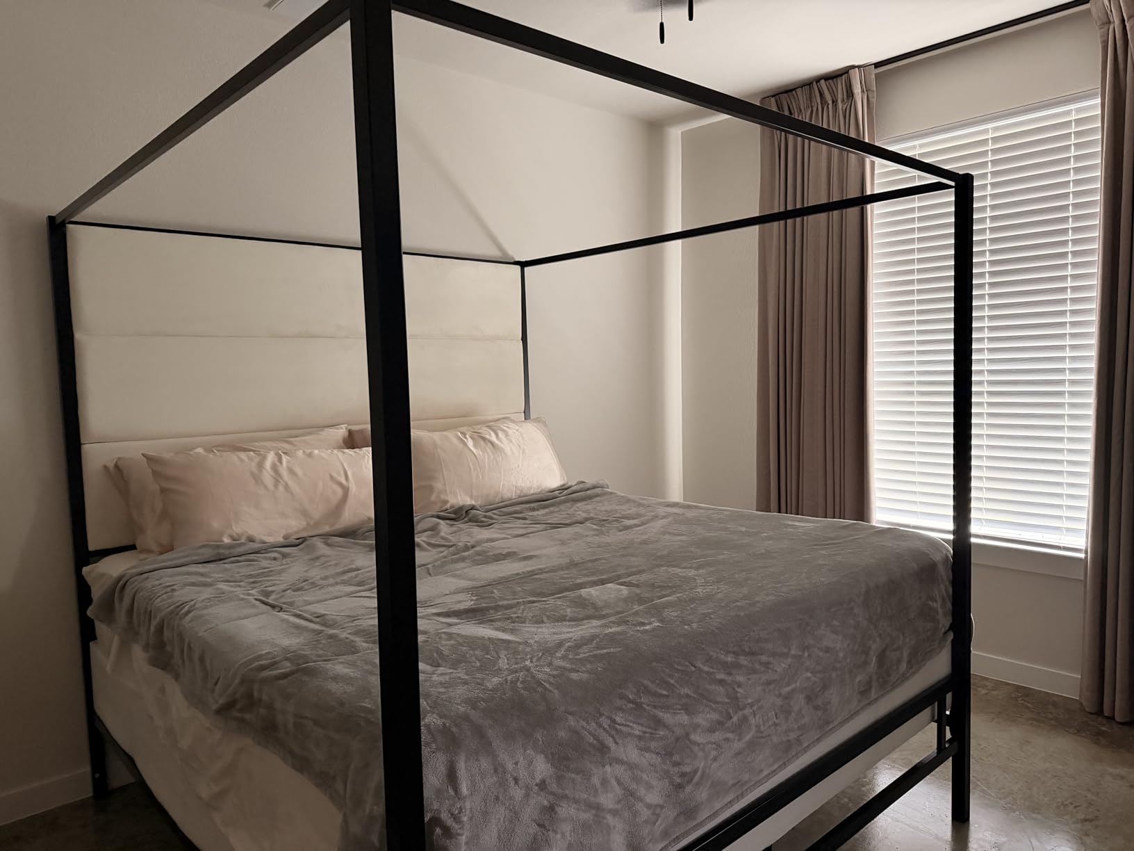 LUMISOL Queen Size Metal Canopy Bed, 4-Poster Platform Bed with Tall Linen Upholstered Headboard for Bedroom, Luxurious Gold Metal Canopy Frame Queen Size, Box Spring Needed, Gold & Tan customer photo 2