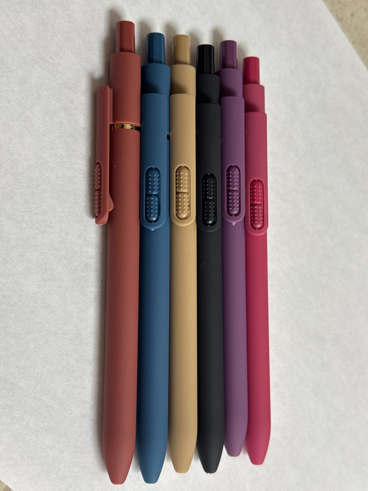 Hiacry 8 Pcs Gel Pens - 0.7mm Fine Point Smooth Writing Black Ink, Quick-Dry Long Lasting Fidge Pens, School & Office Supplies for Men Women customer photo 2