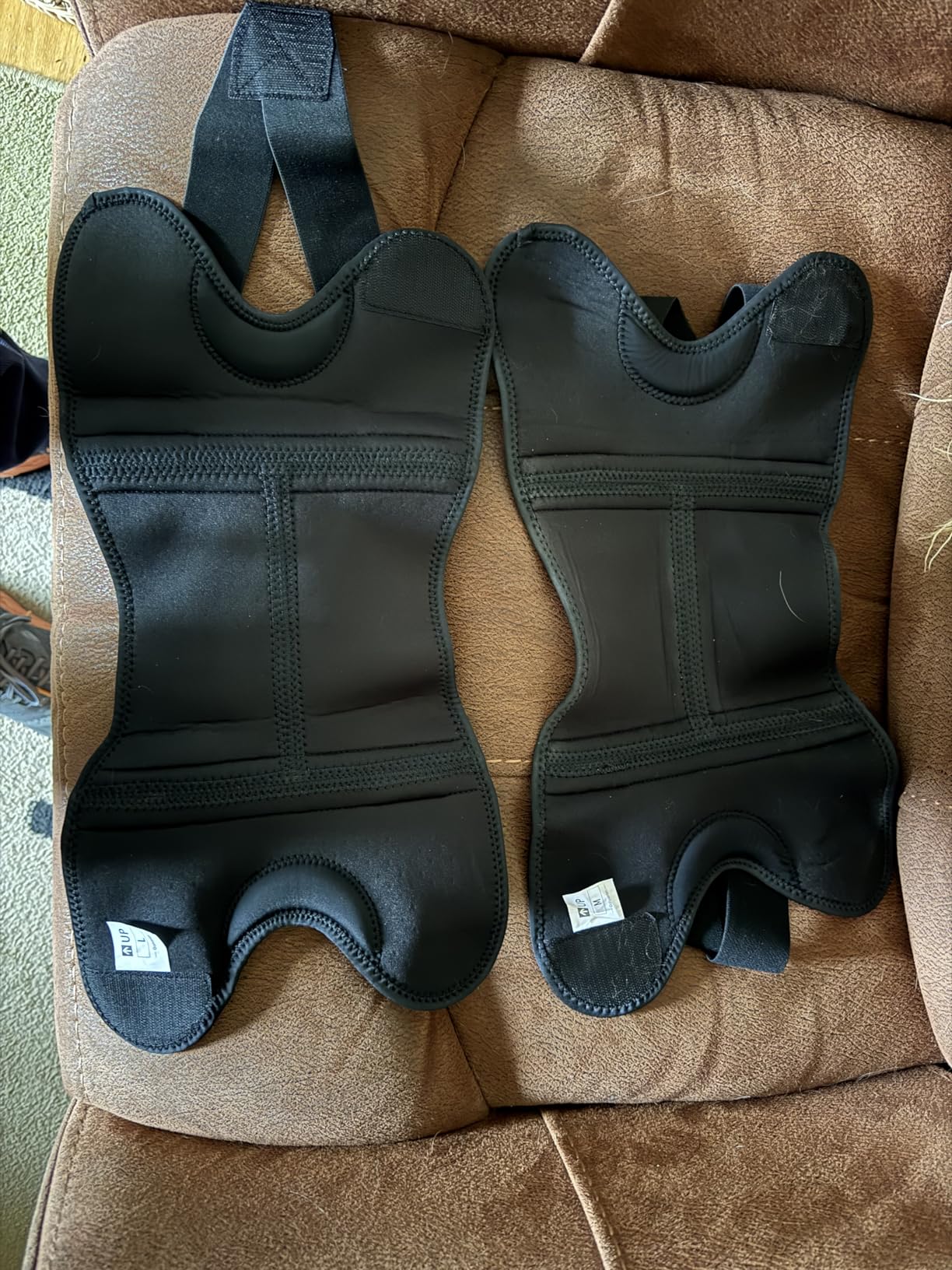 Galvaran Knee Brace for Men & Women - ACL, MCL, Meniscus Tear Support & Arthritis Pain Relief - Stabilizing Knee Braces Support with Side Stabilizers & Patella Gel Pad customer photo 2