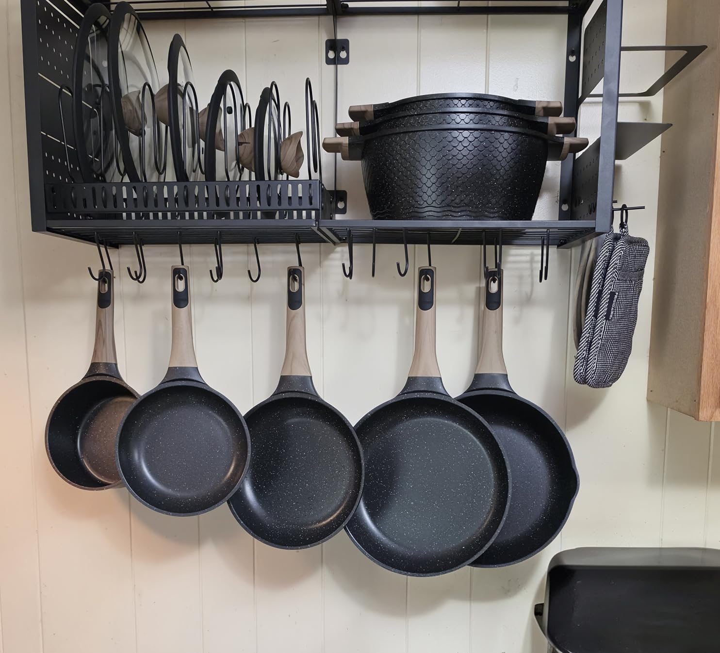 CAROTE 26PCS Pots and Pans Set Non Stick, Cookware Set Pots and Pans Induction Cook Ware, Nonstick Kitchen Cooking, PFOA Free customer photo 2