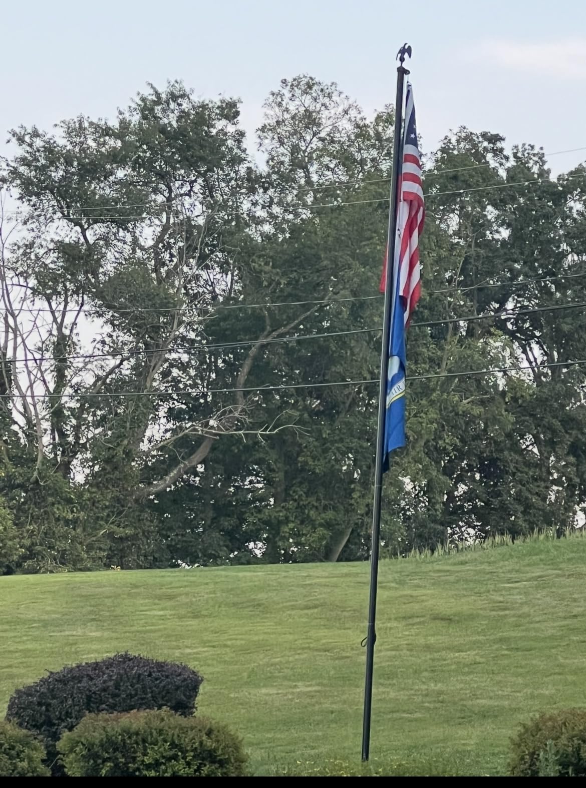 25 FT Heavy Duty Flag Pole with 144 LED Solar Light, 12 Gauge Extra Thick Aluminum Flagpole for Outside House customer photo 1