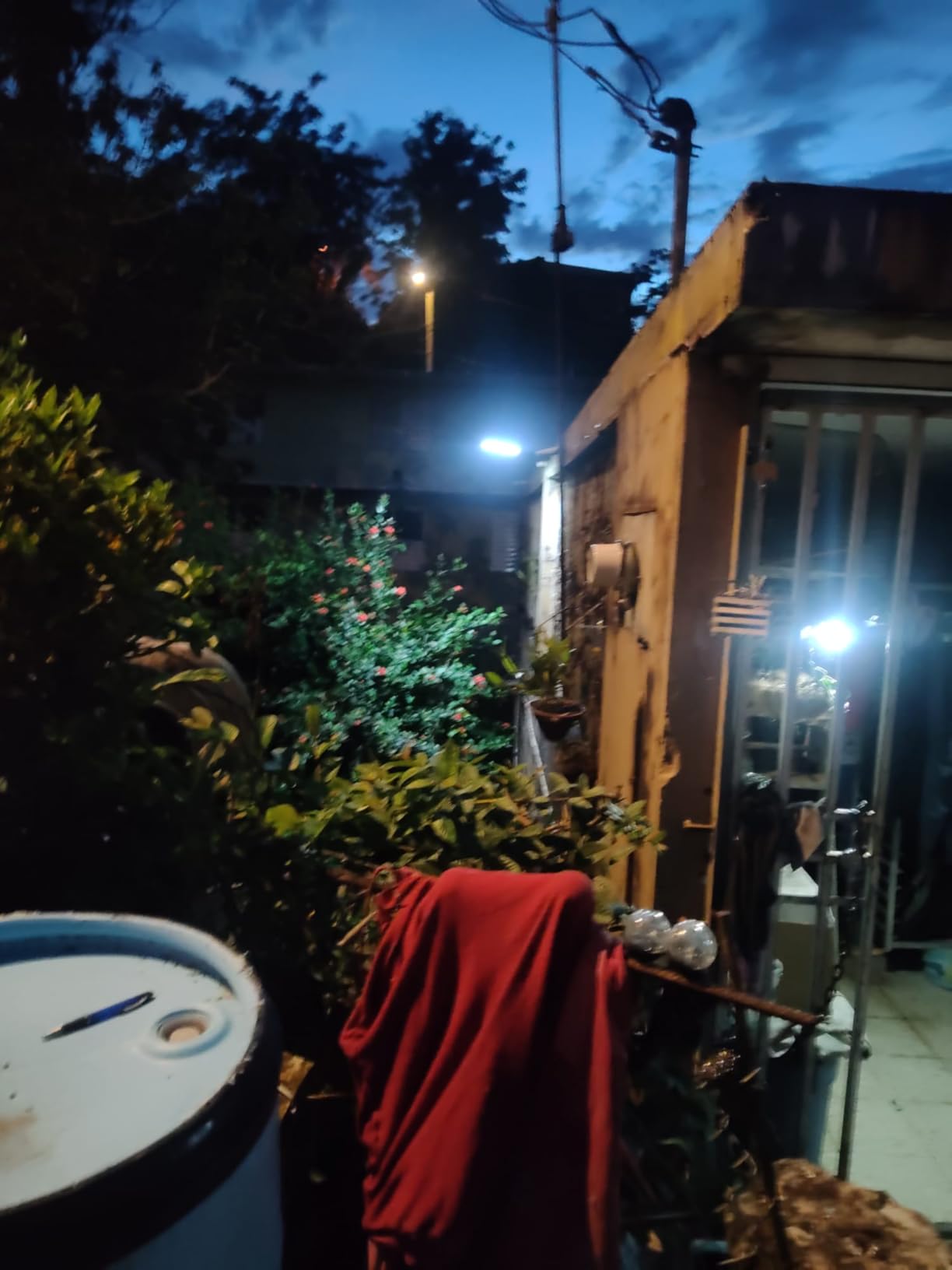 4-Pack Solar Street Lights Outdoor, 13000LM 6500K Waterproof LED Solar Flood Lights with Motion Sensor, Dusk to Dawn Solar-Powered Light for Outside, Security Lights for Parking Lot Yard Driveway customer photo 1