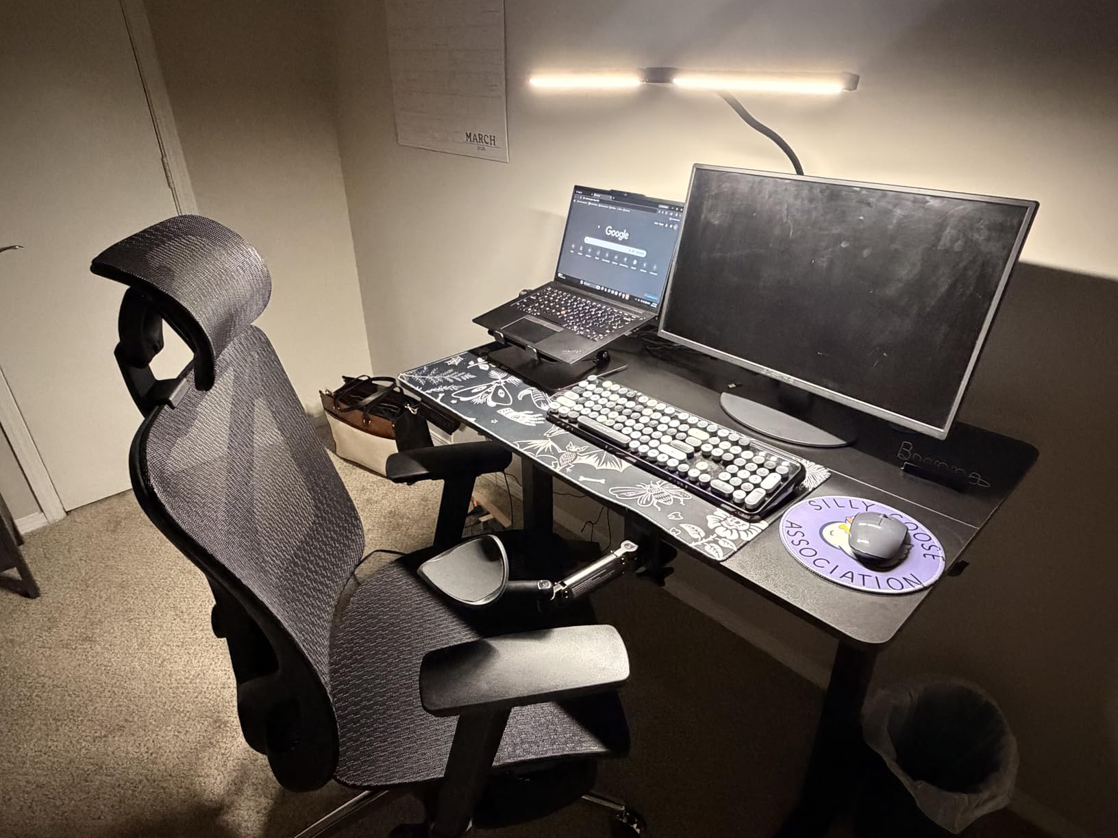 GABRYLLY Ergonomic Office Chair with Footrest, 135 Degree Reclining Desk Chair with Adjustable Lumbar Support, 3D Armrest, Headrest & Large Steel Base, 300LBS Heavy Duty Mesh Chair customer photo 2