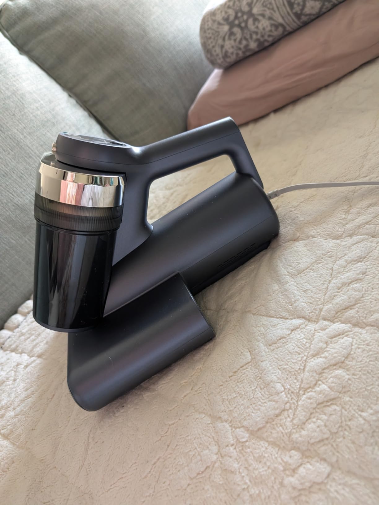 Teant Powerful Mattress Bed Vacuum Cleaner, 2-Speed (14kPa/18kPa) Mattress Vacuum with Green Light Dust Detection, 253.7nm UV-C Light, LED Display, HEPA Filter, 149℉ Heat, Aroma for Bed Couch Carpet customer photo 1
