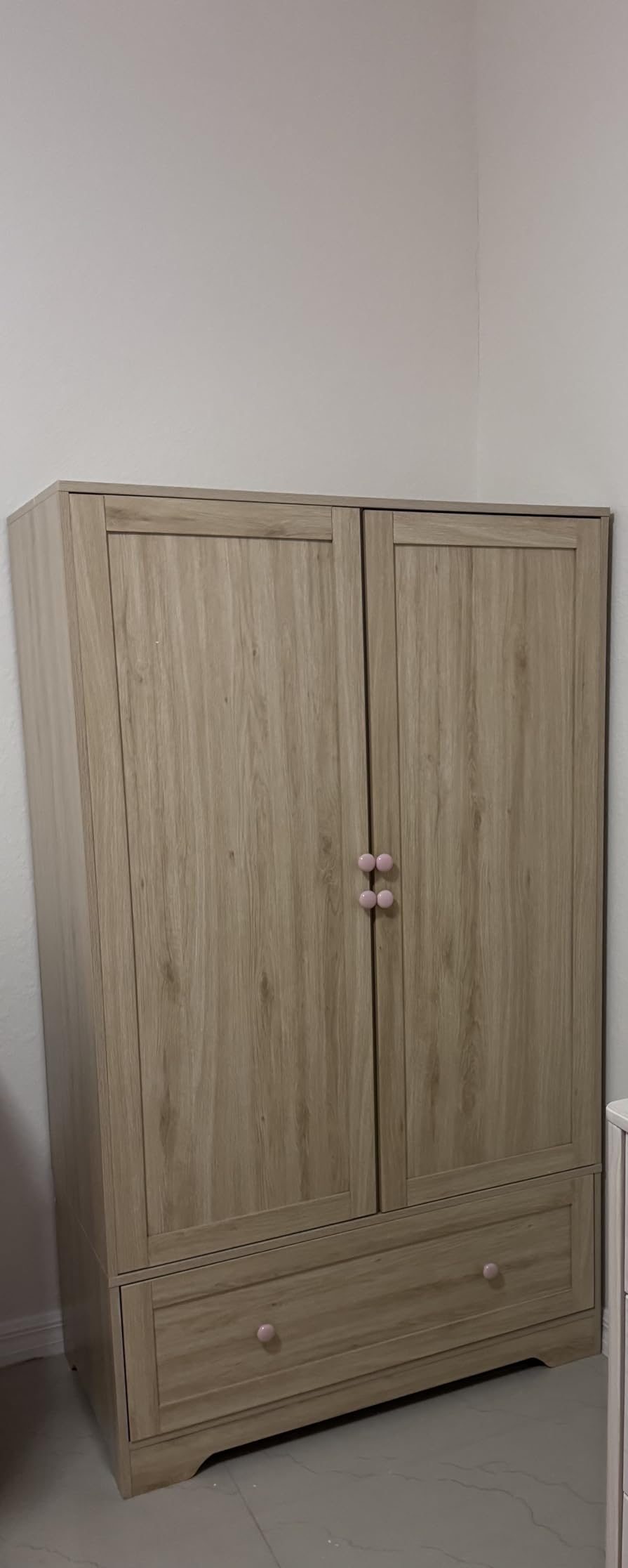 VINGLI Fluted Wardrobe Closet Armoire with Doors And Drawers, Wardrobe Cabinet with Hanging Rack, Bedroom Closet Wood, Oak Free Standing Armoire with Shelf and Solid Wood Legs, 31.5