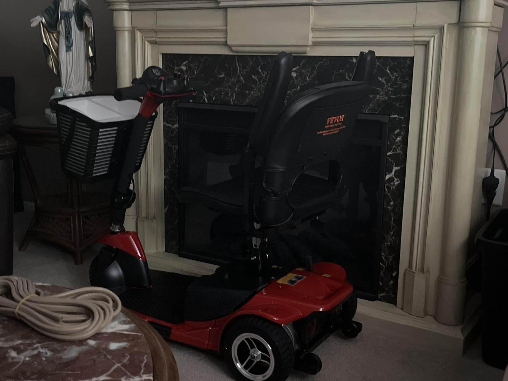 VEVOR 4-Wheel Enclosed Mobility Scooter for Seniors Adults, 660lbs Capacity, 3-Seater 2000W Electric Recreational Mobility Scooter 45 Miles Long Range, Remote Unlock, All-Terrain for Touring Shopping customer photo 1
