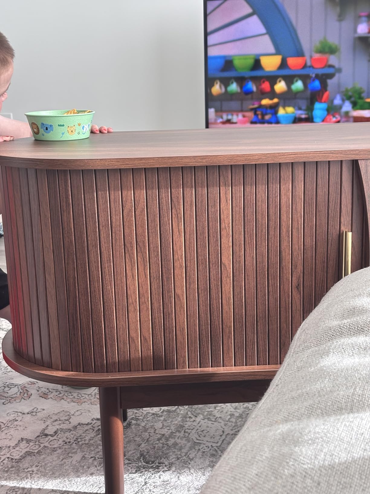 Decofy Mid Century TV Stand for TVs up to 80 Inches, Entertainment Center with Storage, Power Outlet, Fluted Sliding Doors & Adjustable Shelves, Modern Media TV Console Table for Living Room (Walnut) customer photo 1