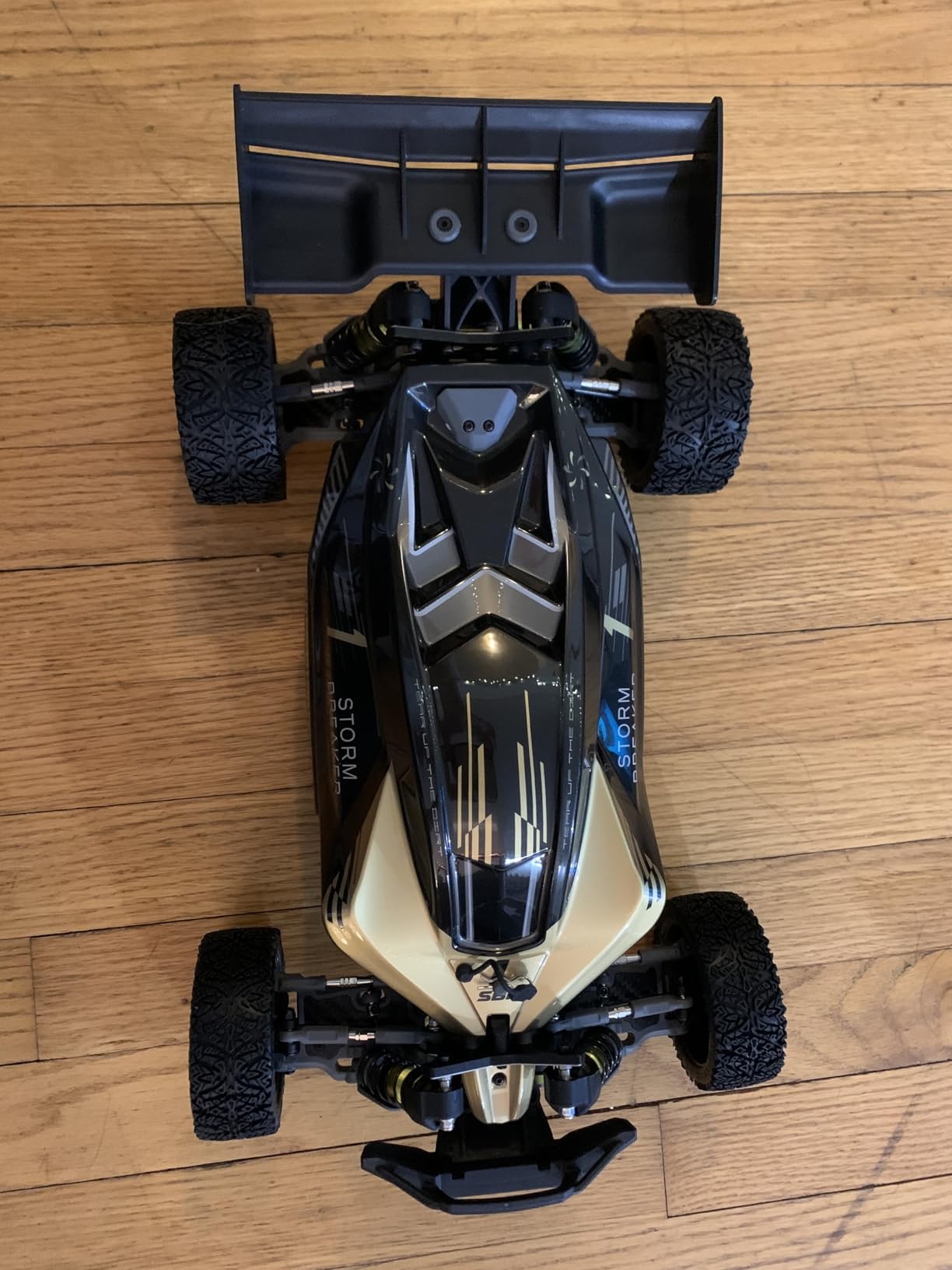 RLAARLO 1/10 Brushless RC Cars, 4x4 Buggy, 50+ MPH, Carbon Fiber, Ages 14+ | 3650-2650KV Brushless Motor, 4WD, 3S LiPo, Alloy Chassis, Sealed Diffs, 20kg Servo, 6CH Radio, Waterproof, All-terrain customer photo 2